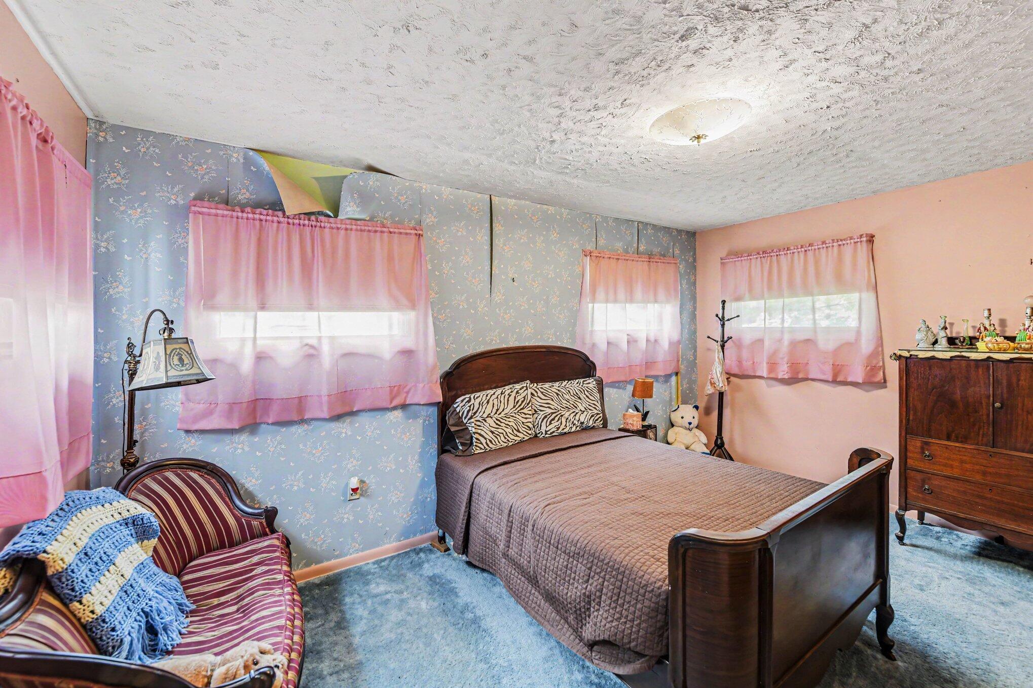 207 N Lilac Lane, Walkerton, IN 46574; Image #9