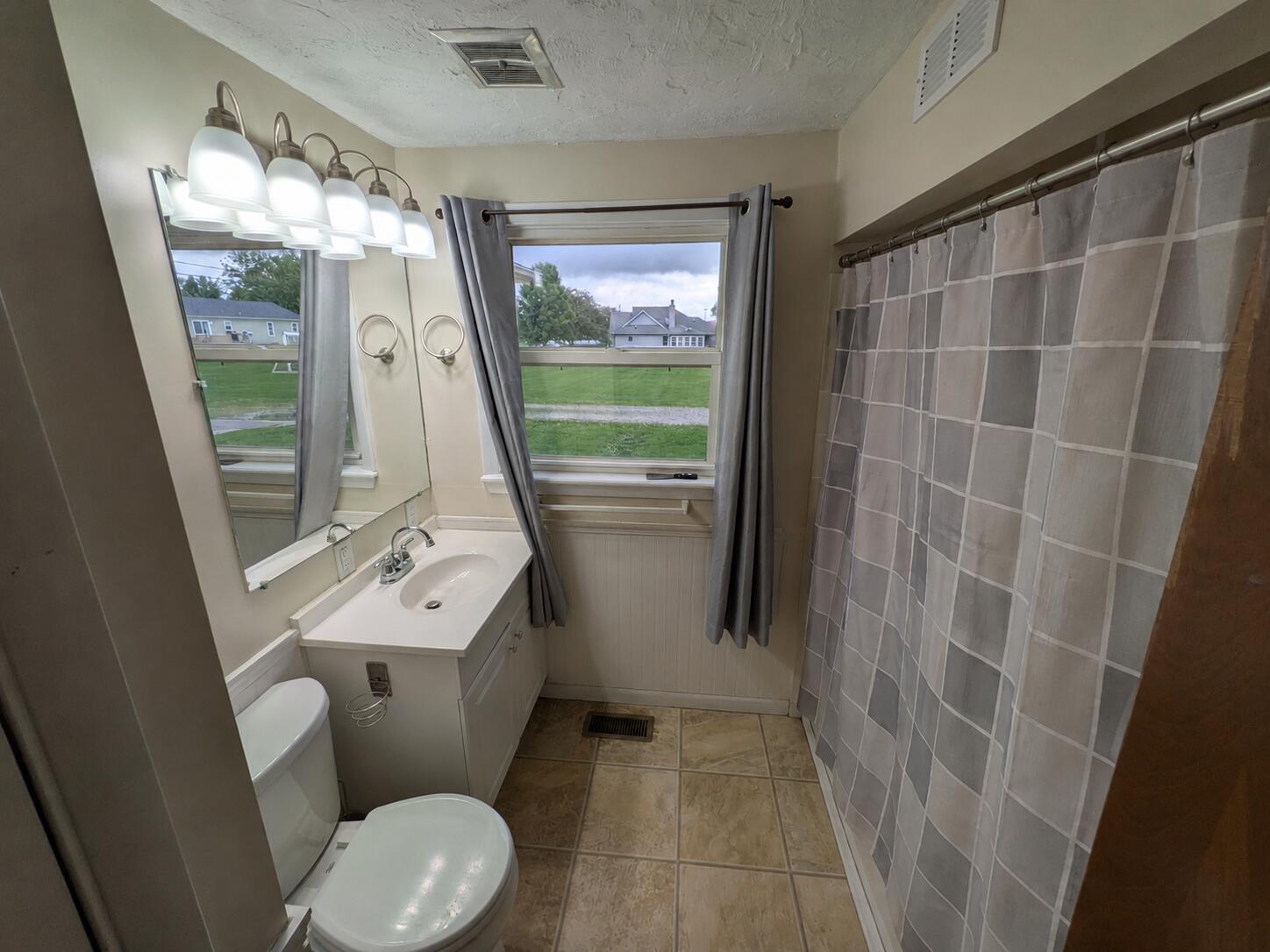 911 Harrison Street, Frankton, IN 46044; Image #15