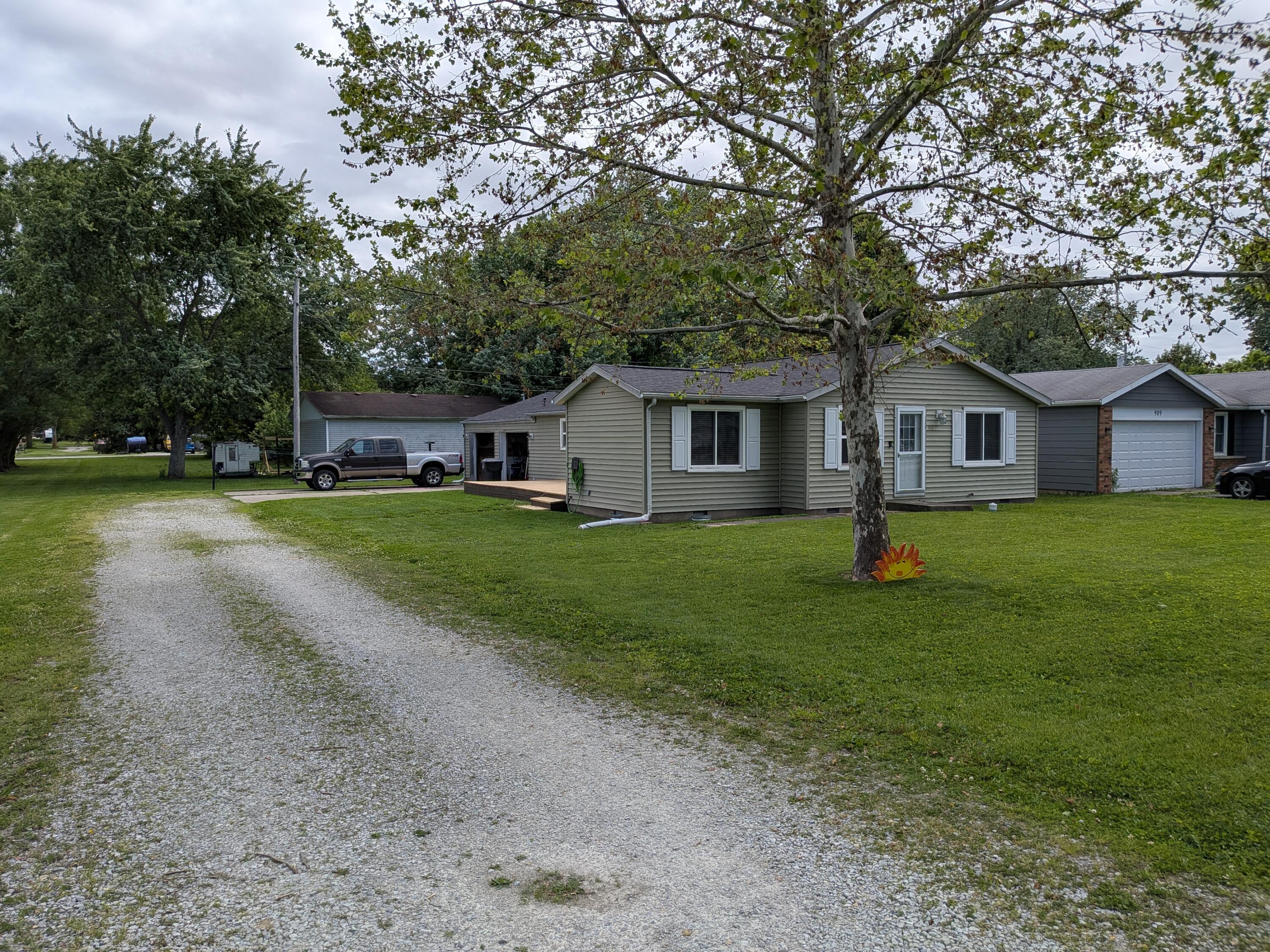 911 Harrison Street, Frankton, IN 46044; Image #2