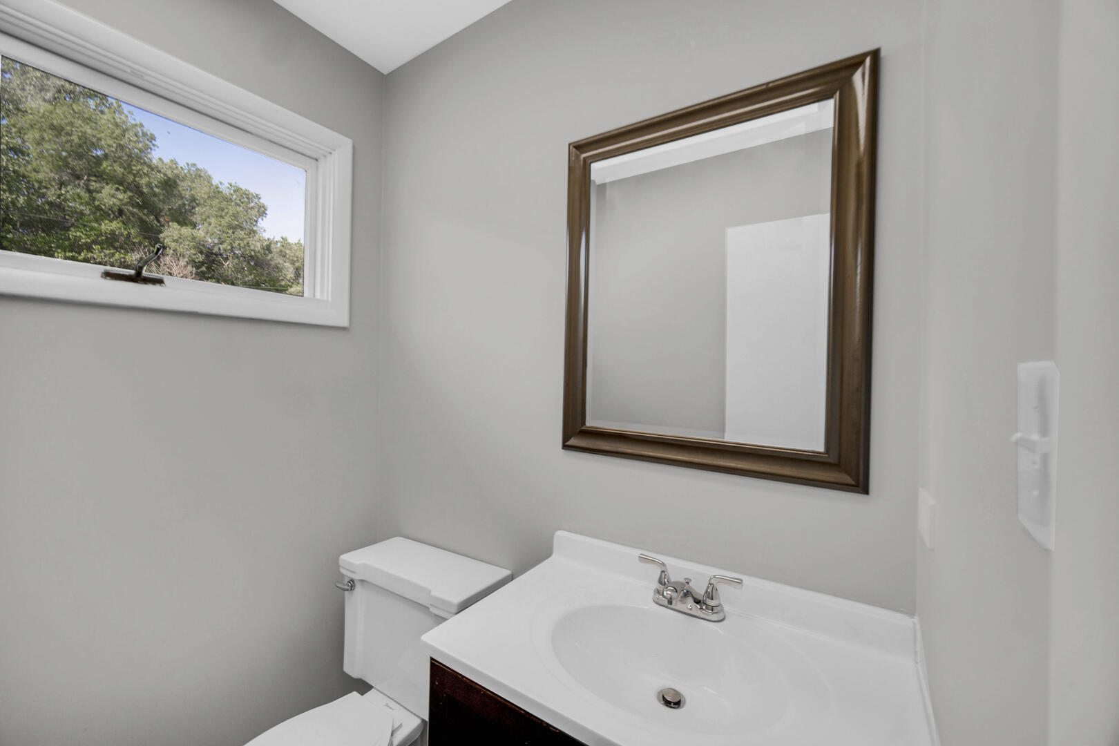 2696 W Old Ridge Road, Hobart, IN 46342; Image #14
