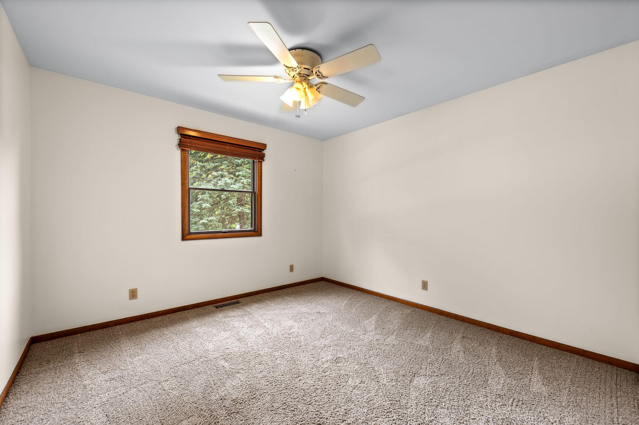 2499 Willowwood Avenue, Valparaiso, IN 46383; Image #15