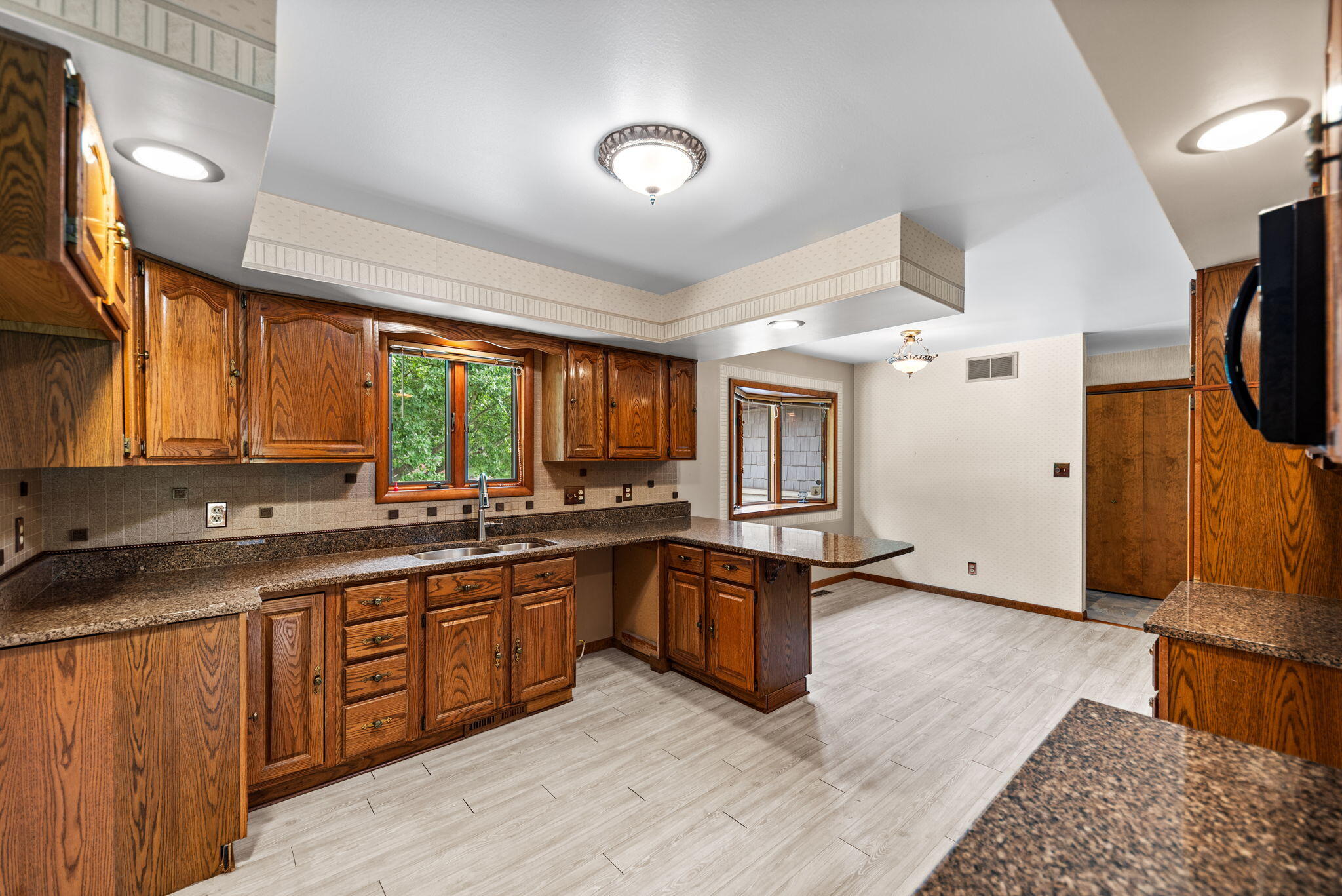 2499 Willowwood Avenue, Valparaiso, IN 46383; Image #7