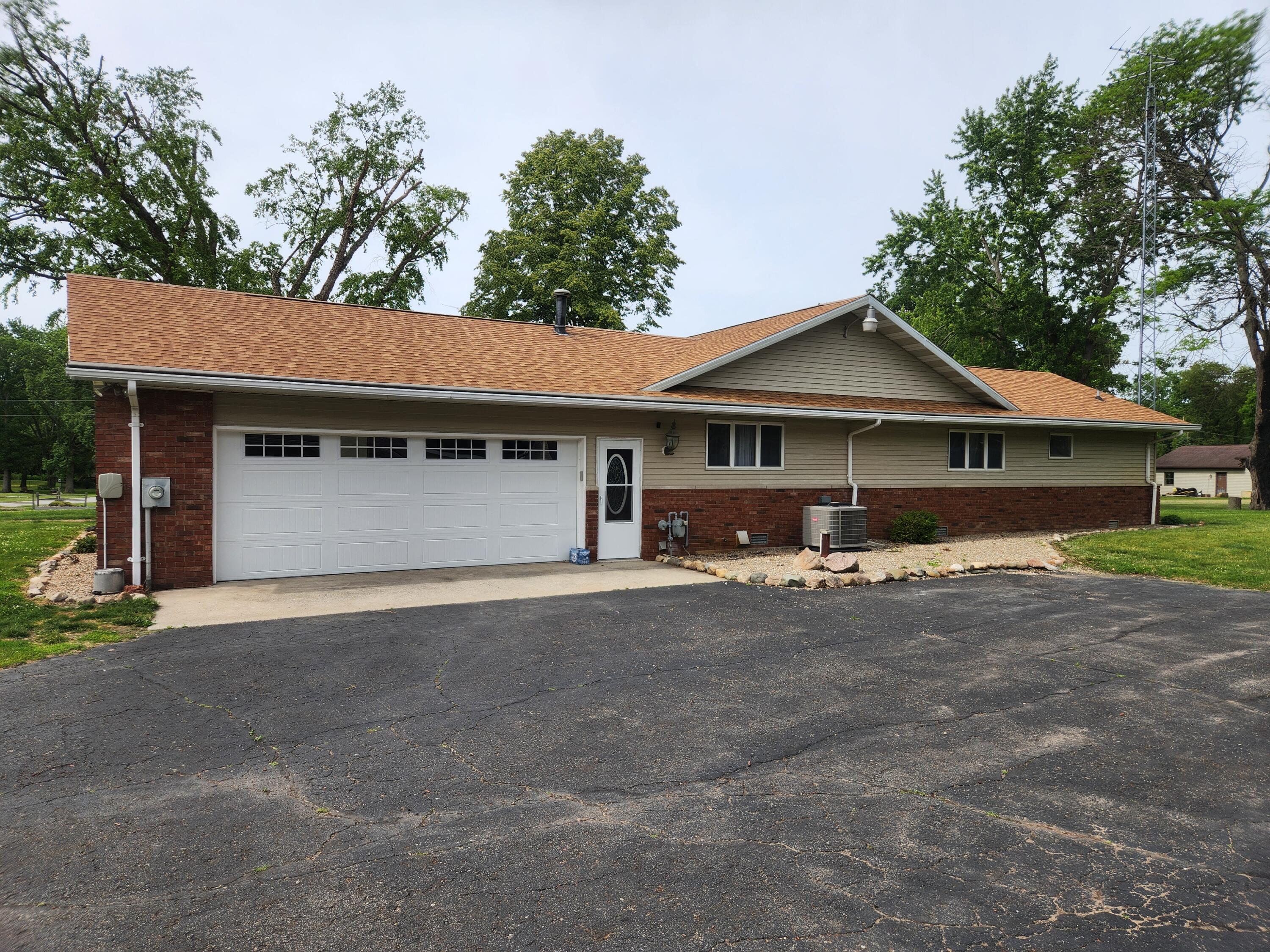 4726 Locksley Drive E, Rensselaer, IN 47978; Image #2
