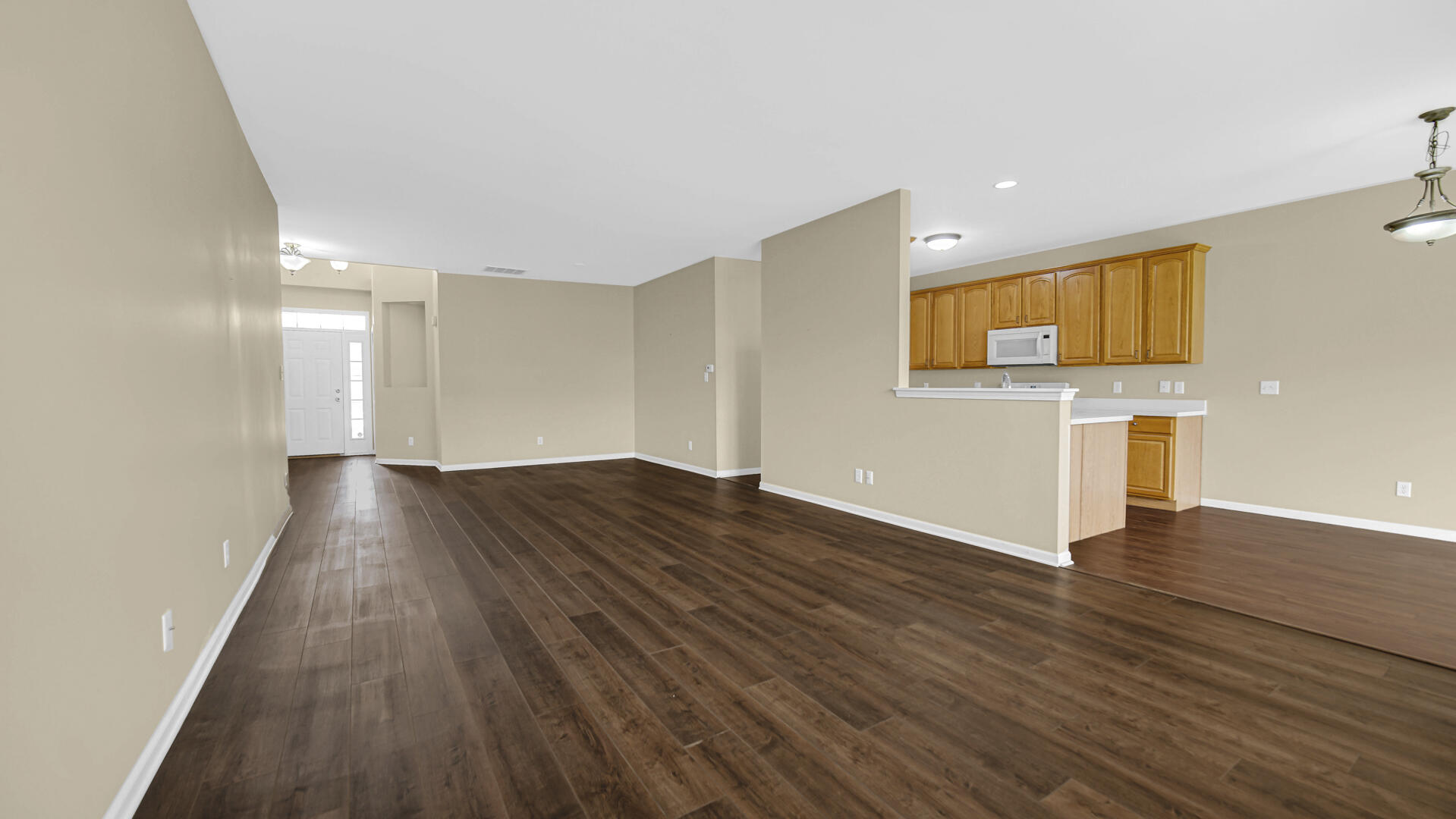 952 Portrait Place, Dyer, IN 46311; Image #5