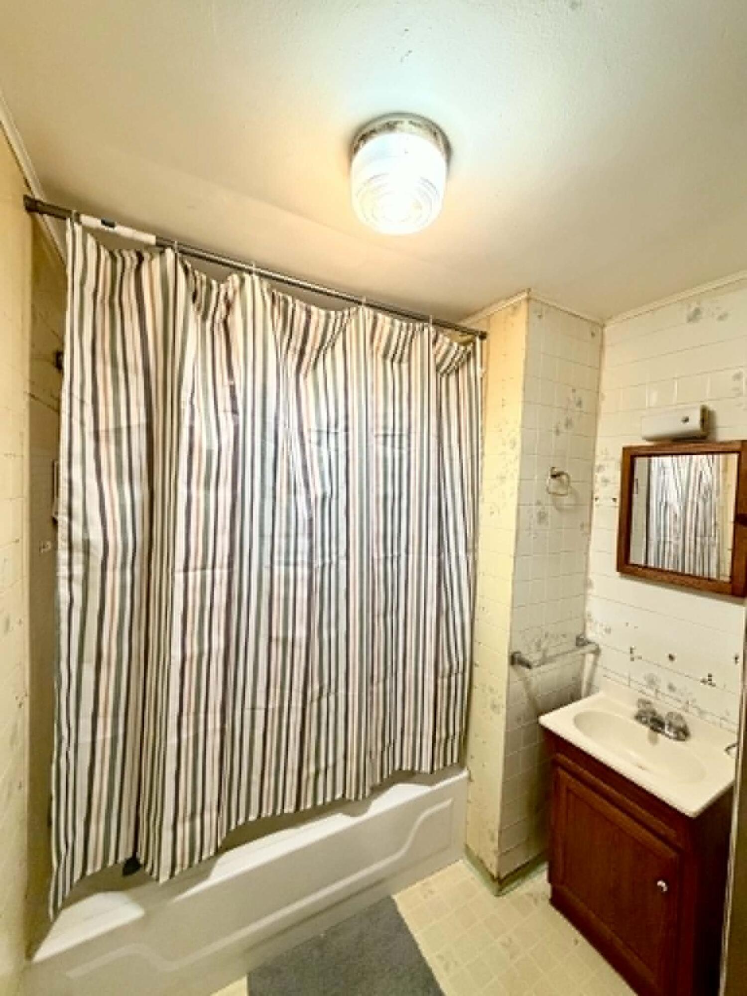 5409 Tell Avenue, Hammond, IN 46320; Image #8