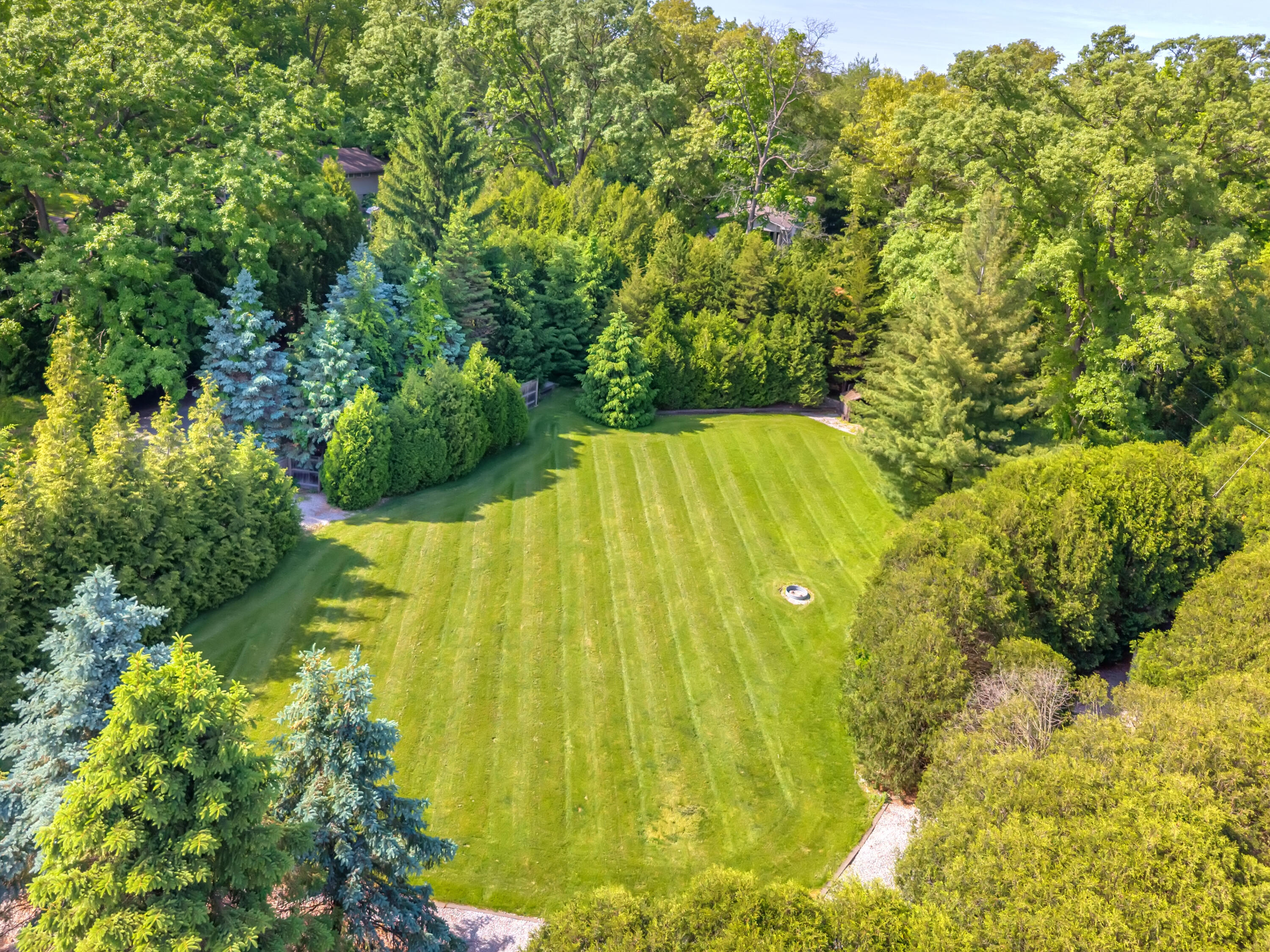 10 S Vine Drive, Hebron, IN 46341; Image #18