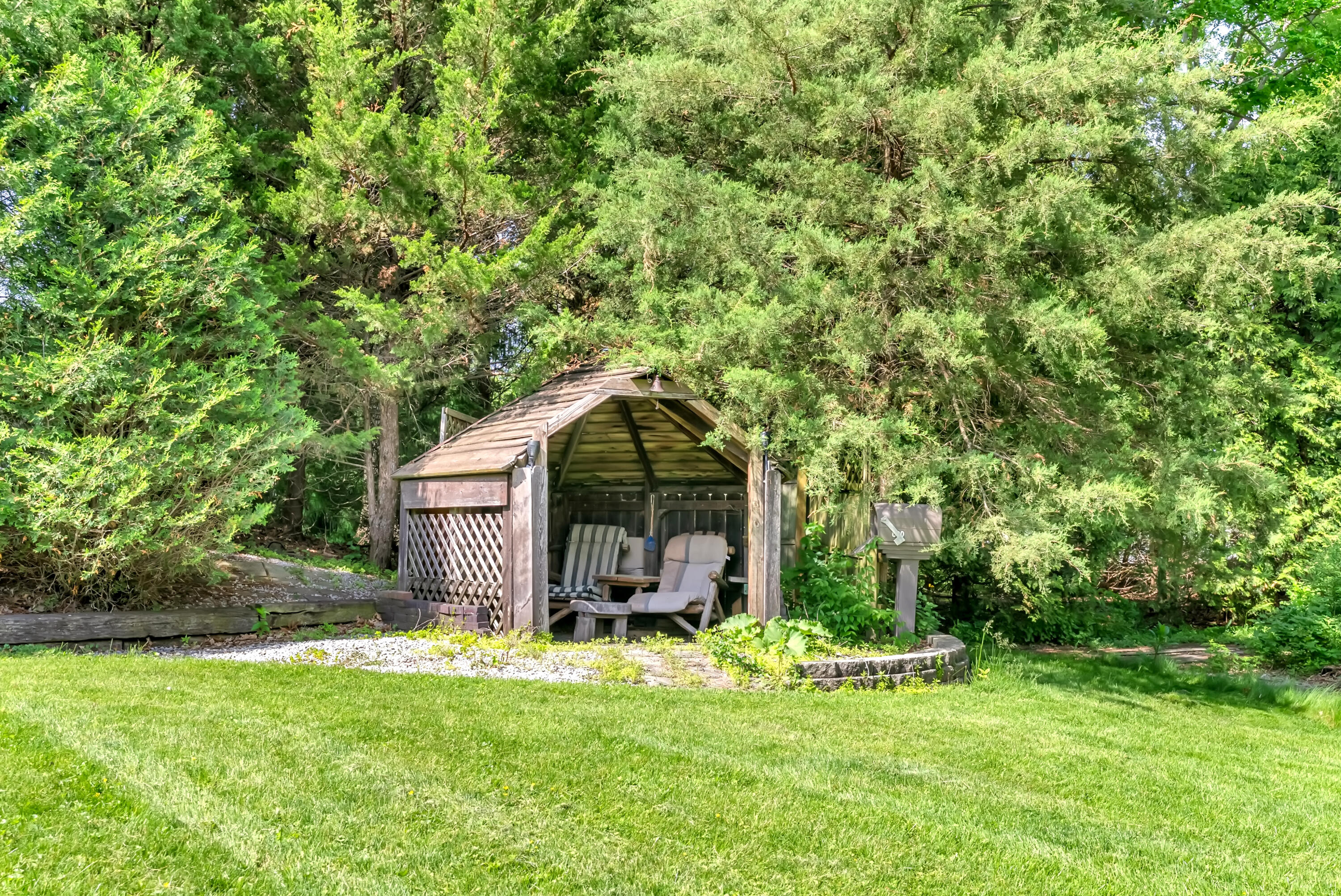10 S Vine Drive, Hebron, IN 46341; Image #33
