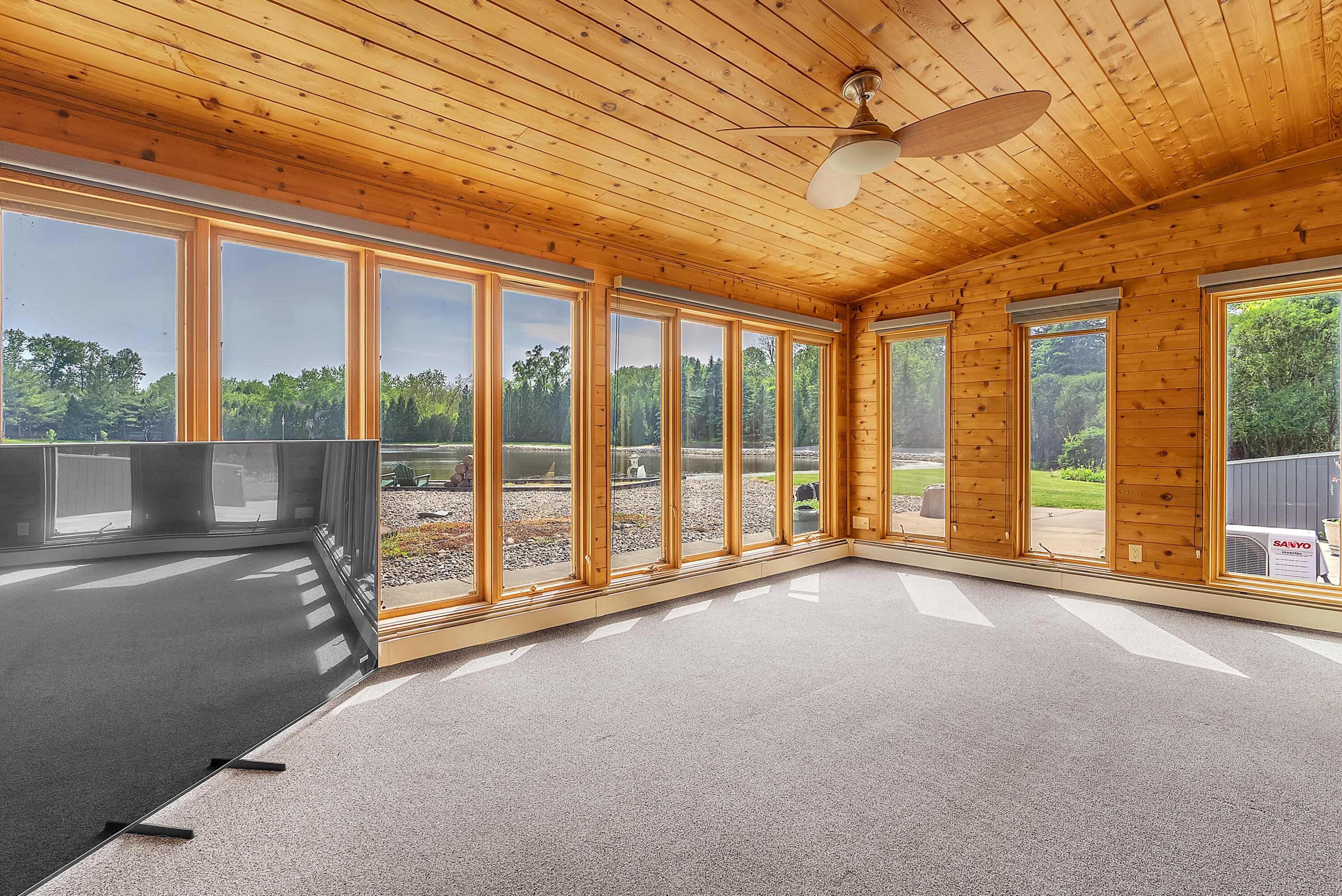 10 S Vine Drive, Hebron, IN 46341; Image #51