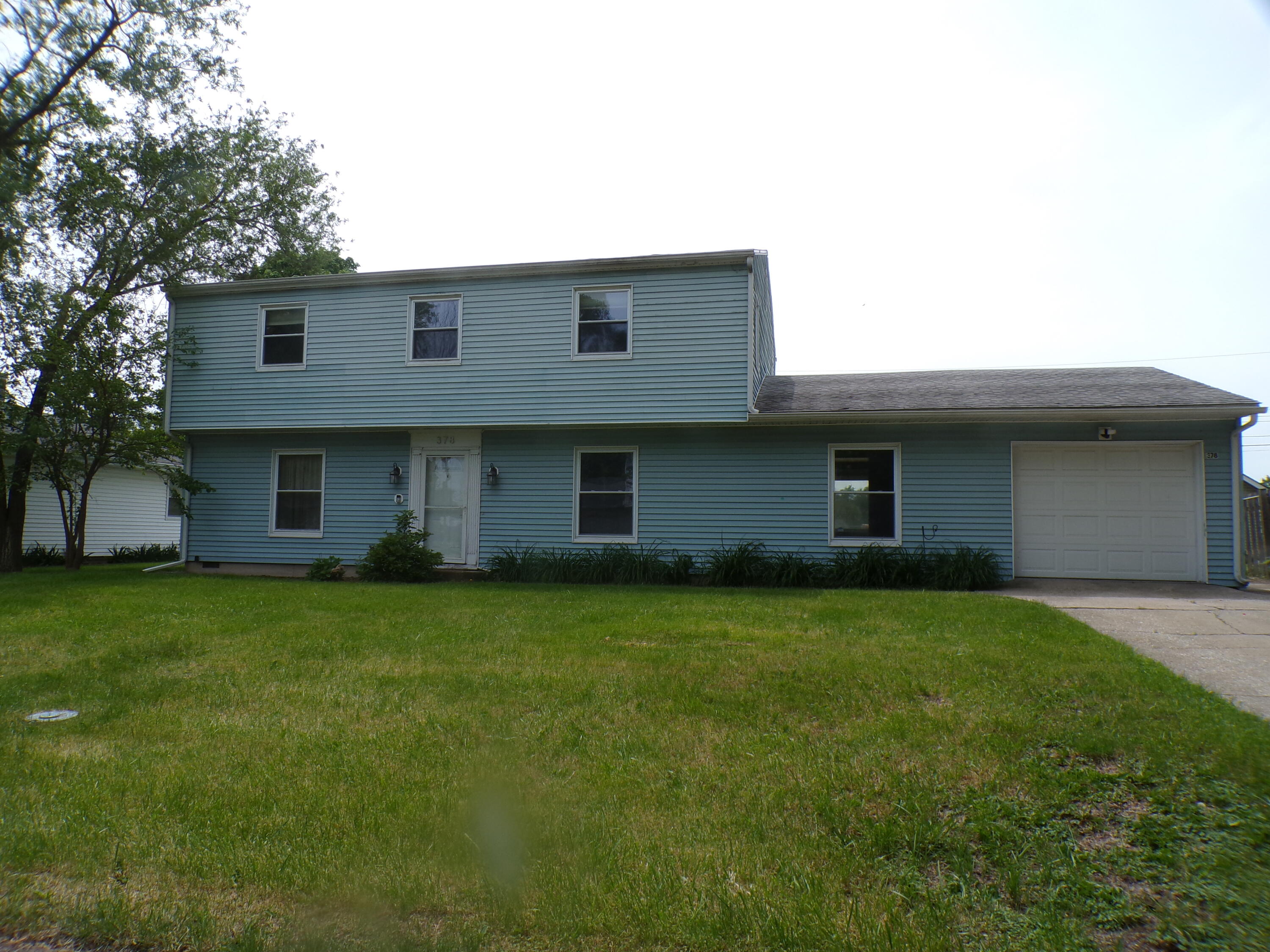 378 Briarwood Drive, Valparaiso, IN 46385; Image #2