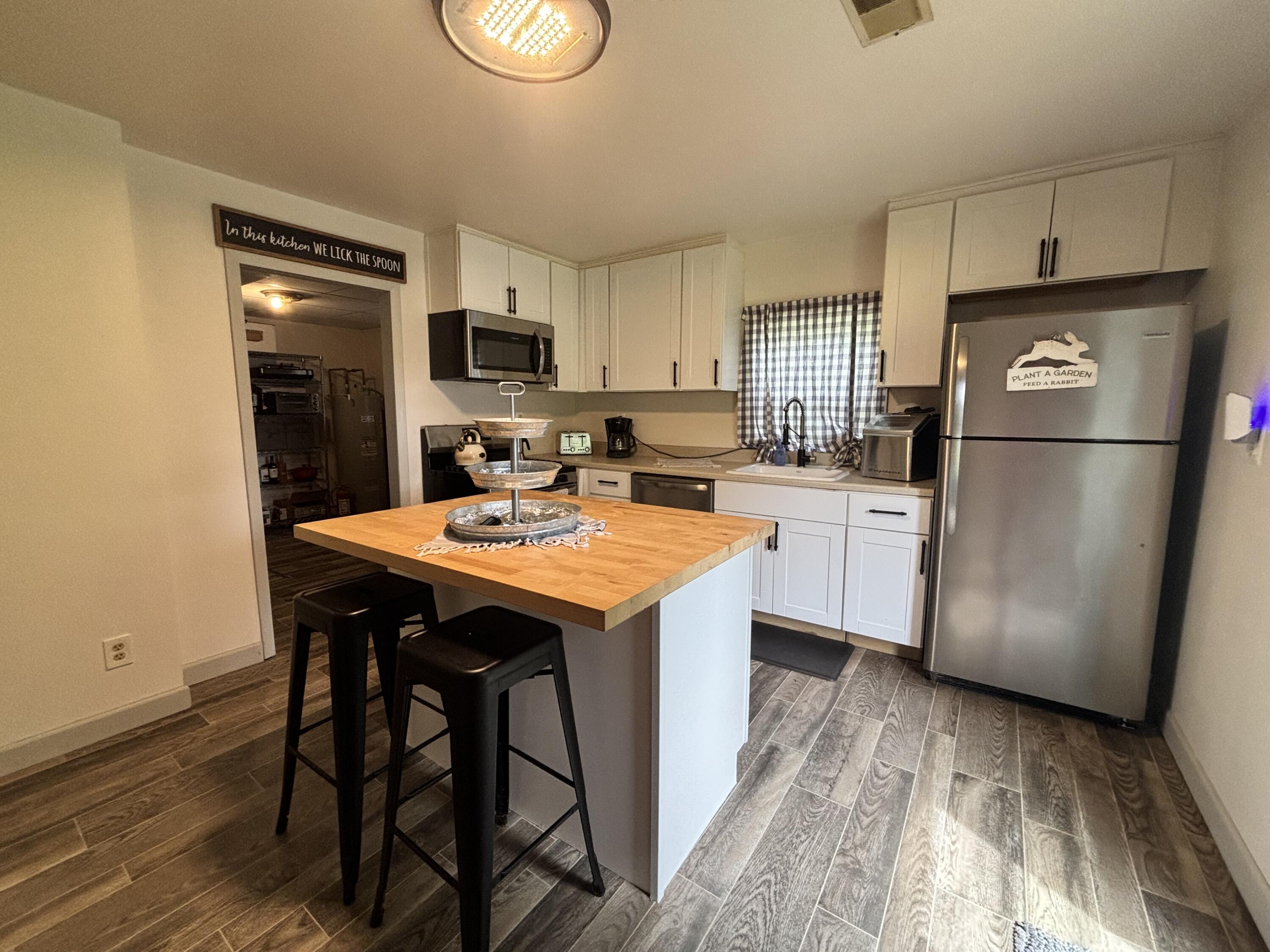 2554 E 400 N, Rensselaer, IN 47978; Image #6