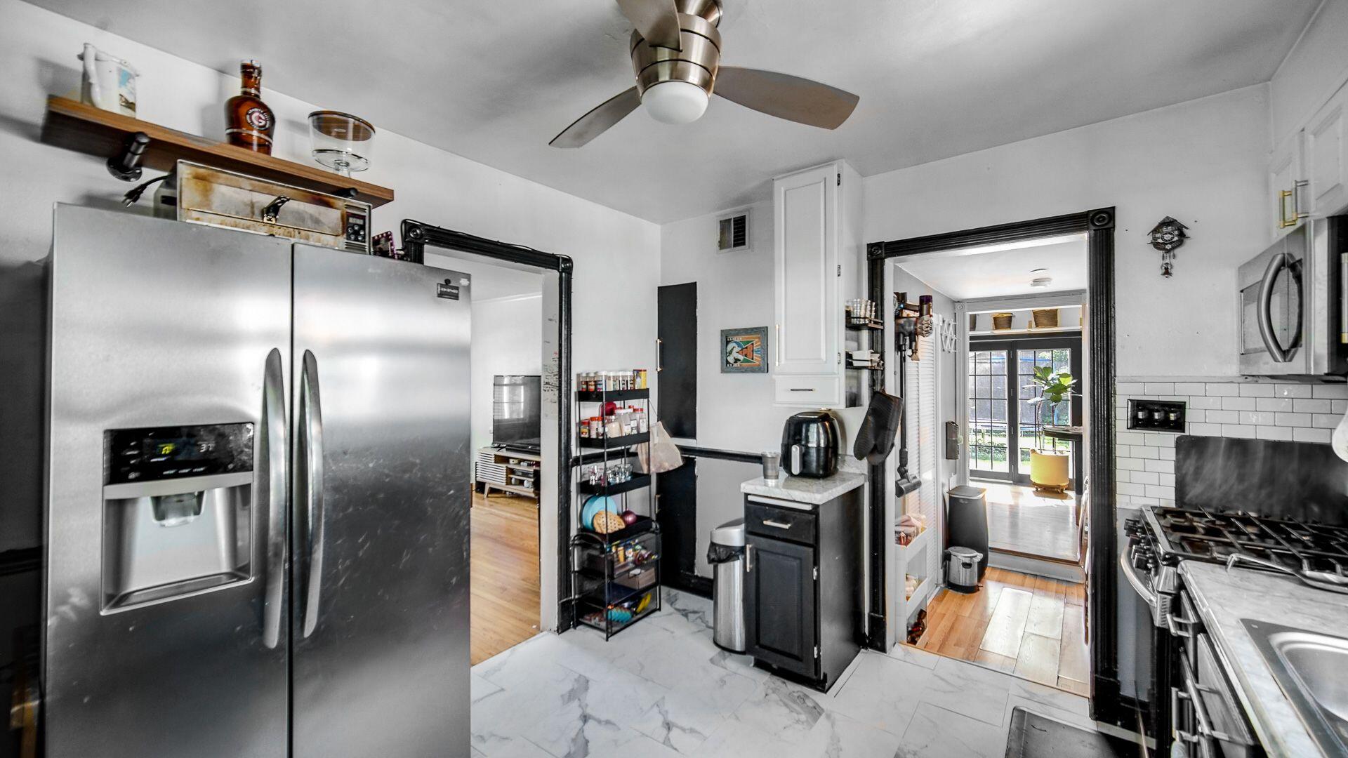 9041 Revere Court, Munster, IN 46321; Image #5