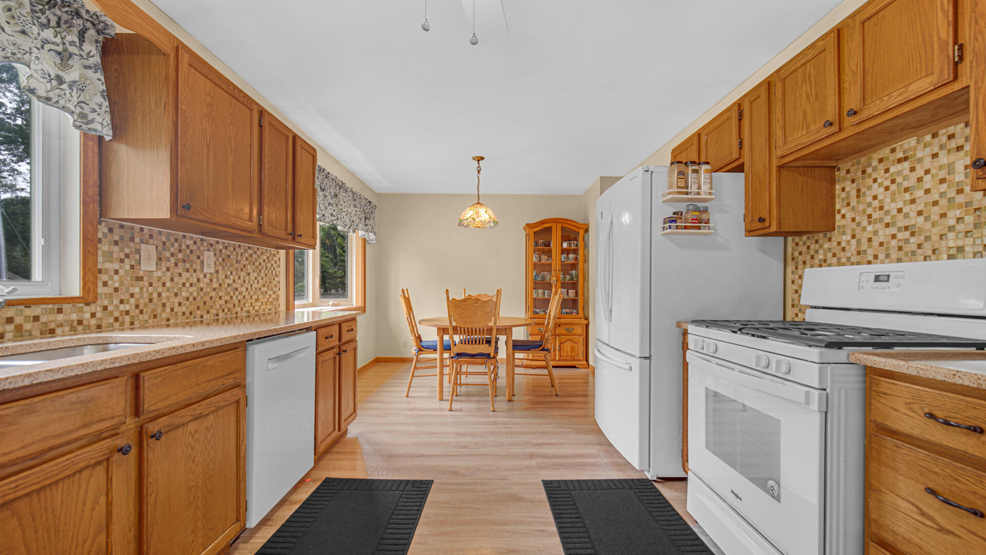 329 Dogwood Street NW, DeMotte, IN 46310; Image #11