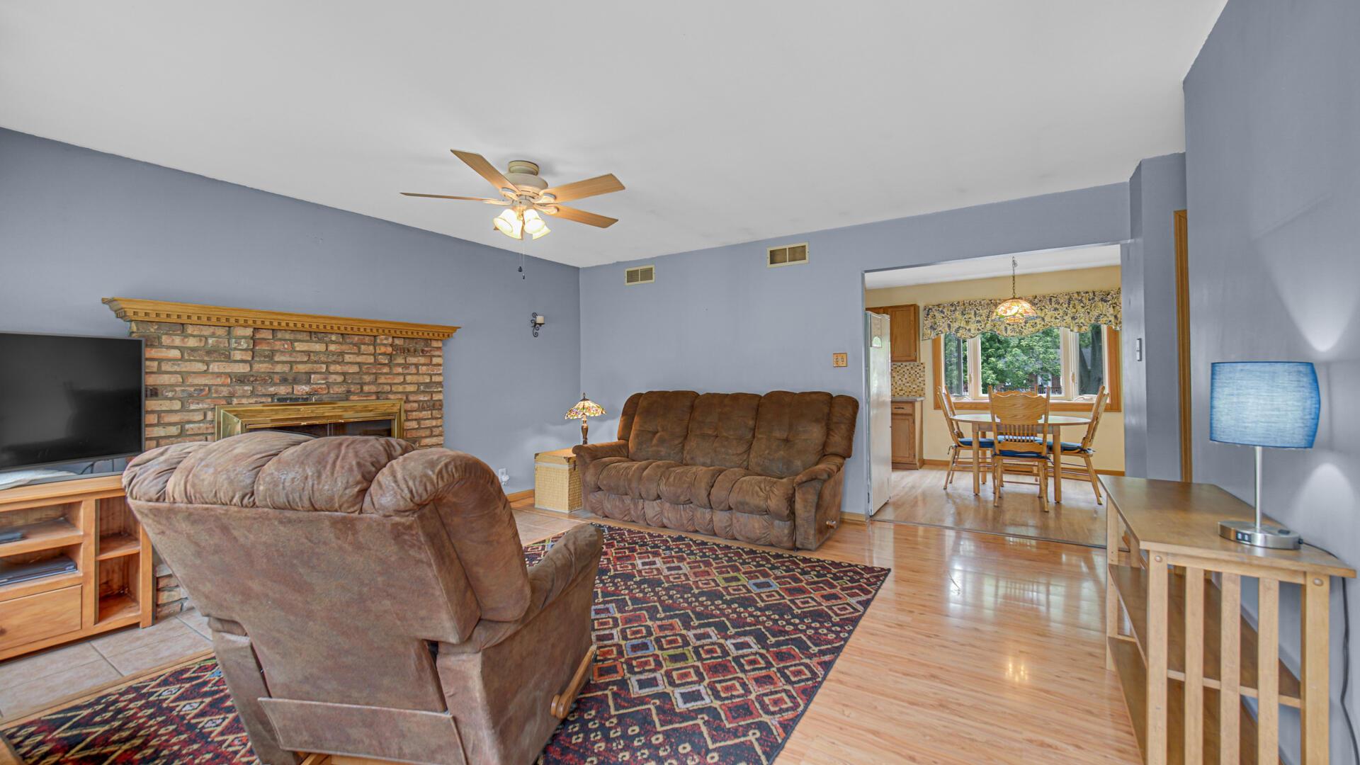 329 Dogwood Street NW, DeMotte, IN 46310; Image #5