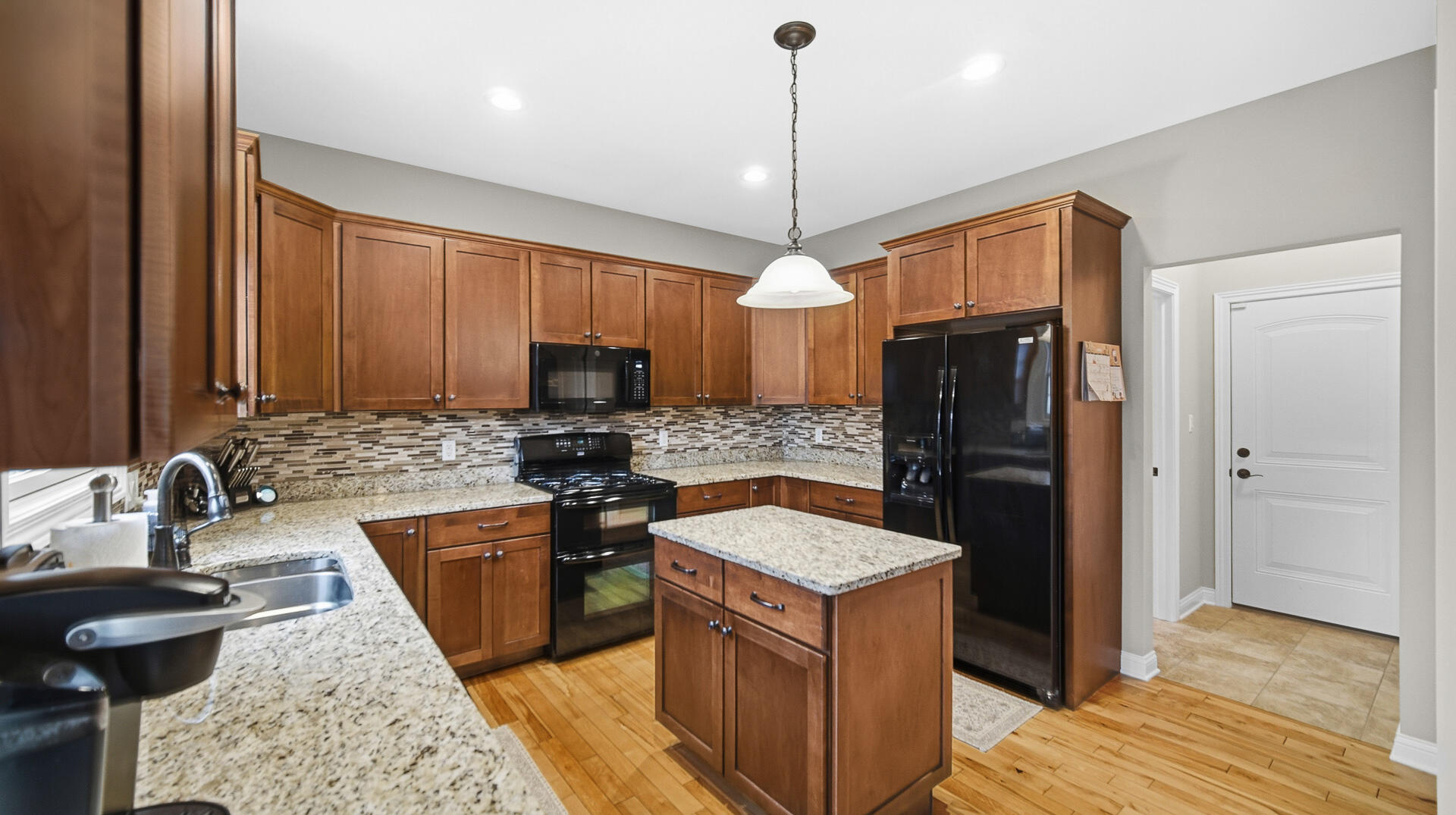 9723 Elle Avenue, St. John, IN 46373; Image #12