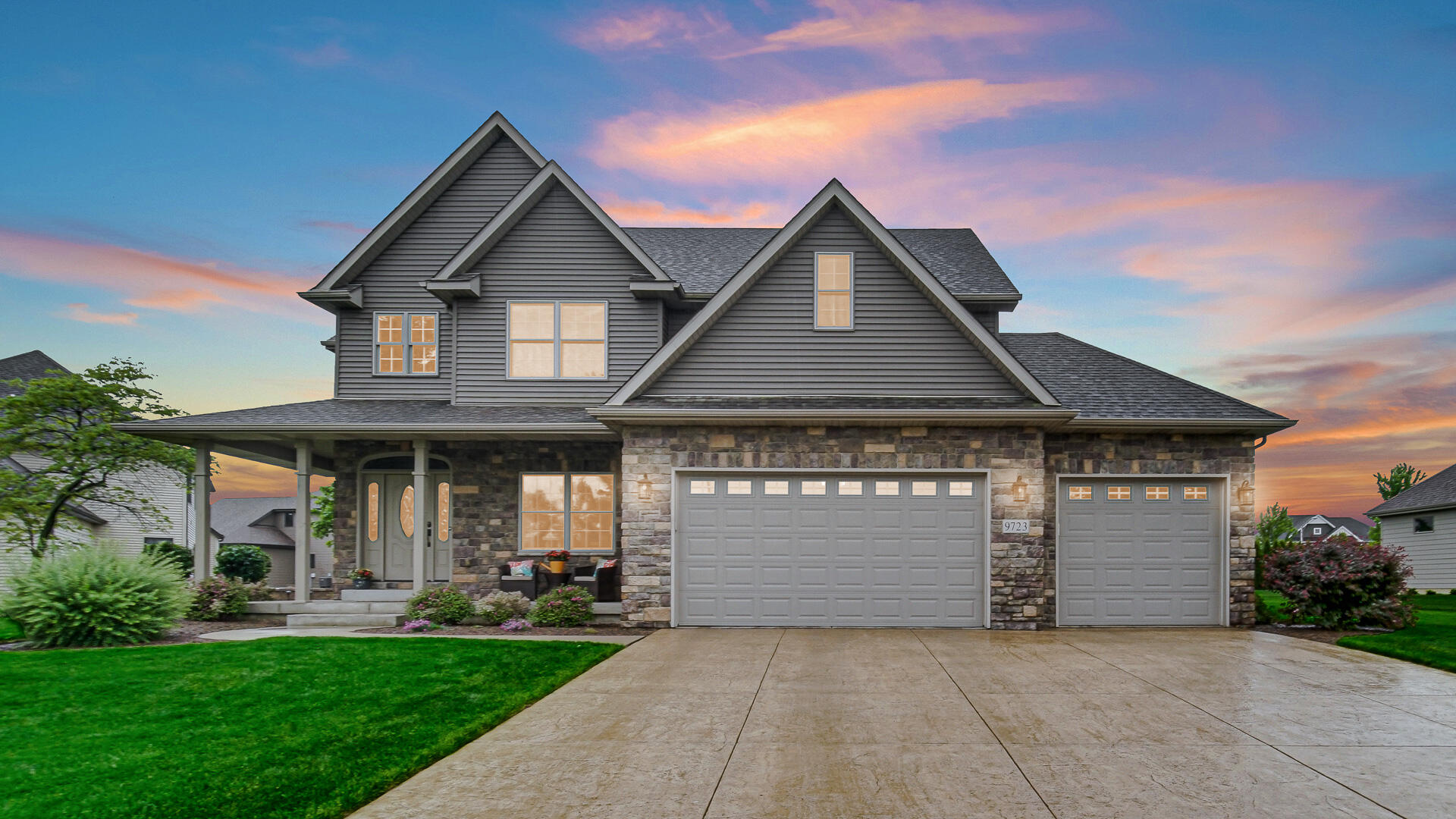 9723 Elle Avenue, St. John, IN 46373; Image #2
