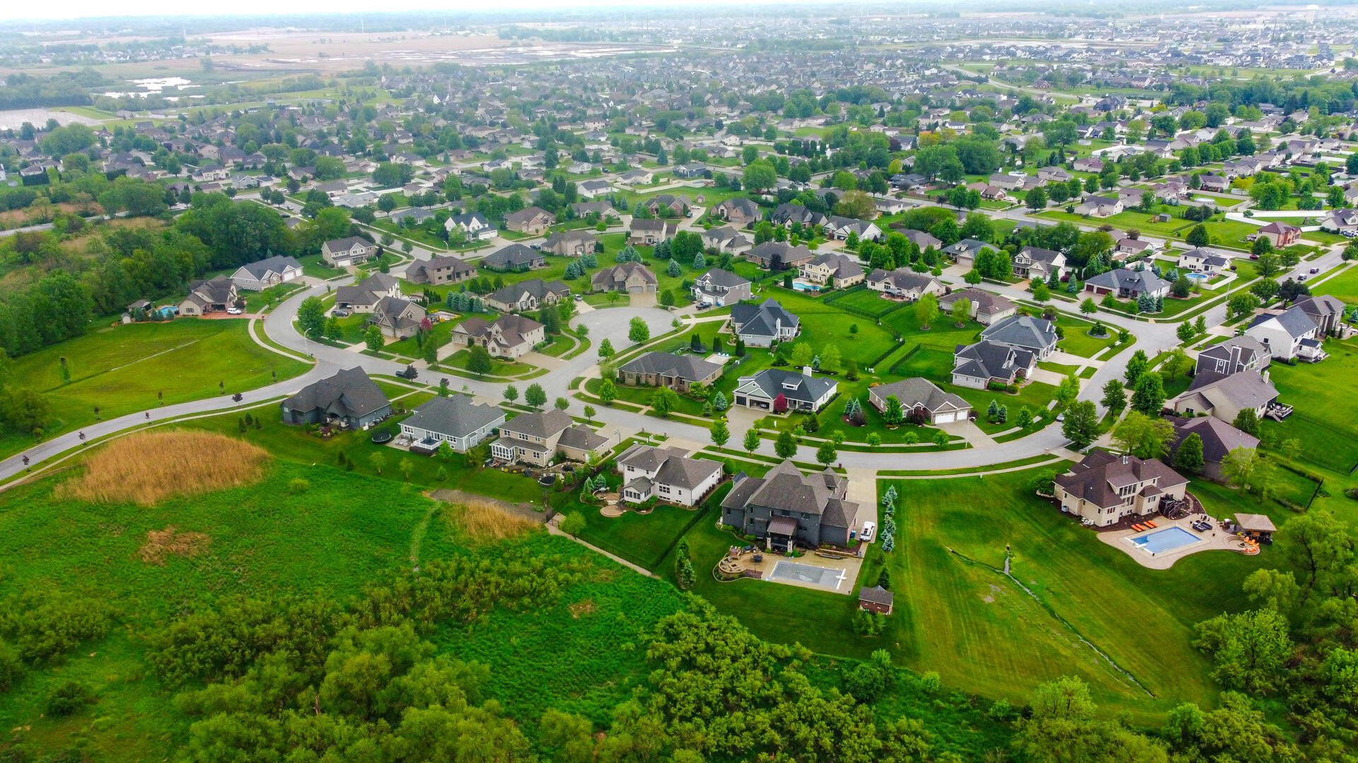 9723 Elle Avenue, St. John, IN 46373; Image #36