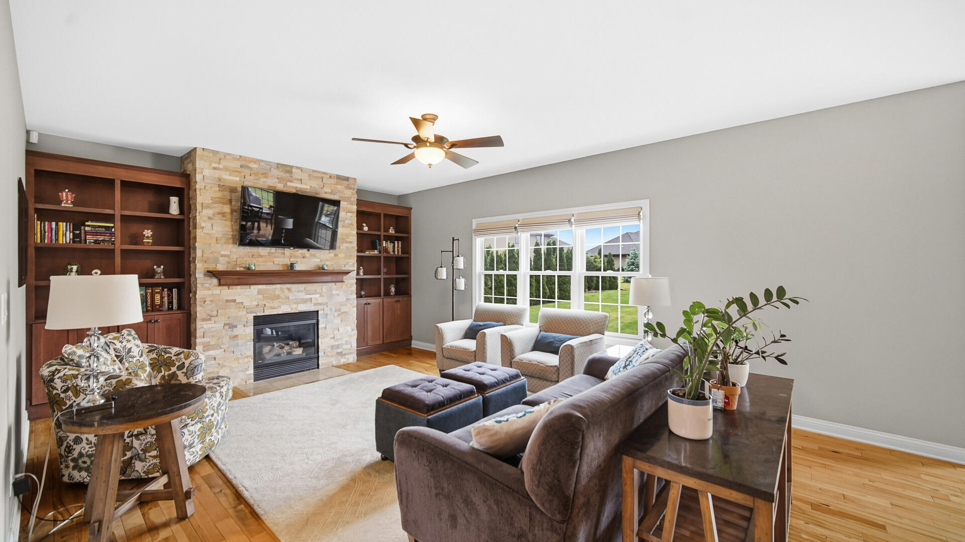 9723 Elle Avenue, St. John, IN 46373; Image #8
