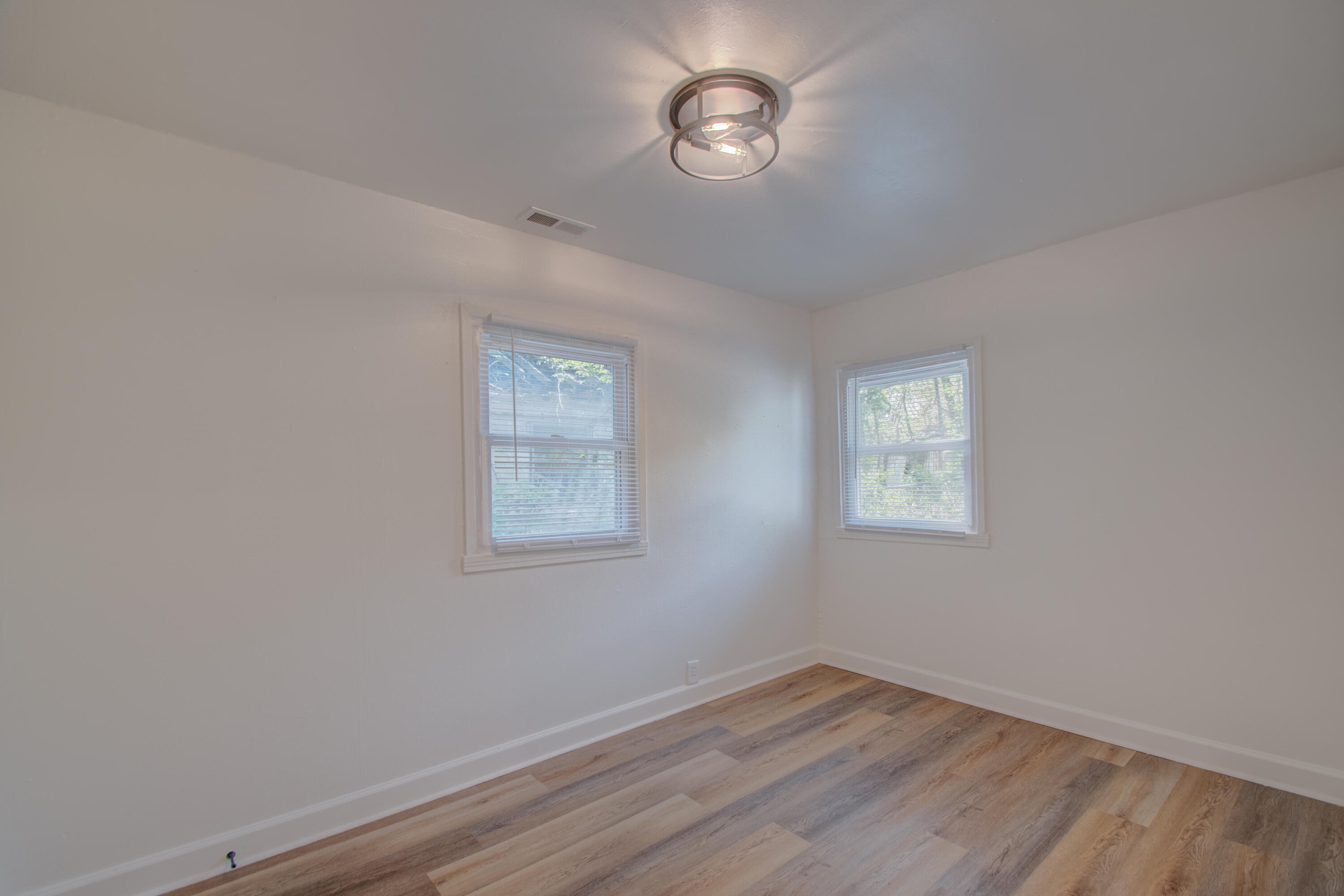 825 E 14th Avenue, Gary, IN 46407; Image #15