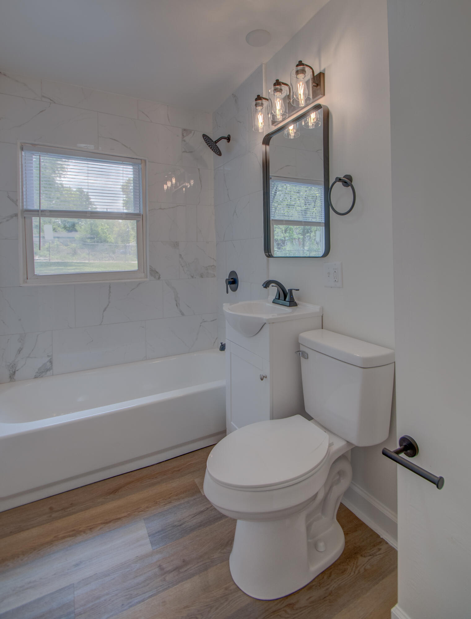 825 E 14th Avenue, Gary, IN 46407; Image #19