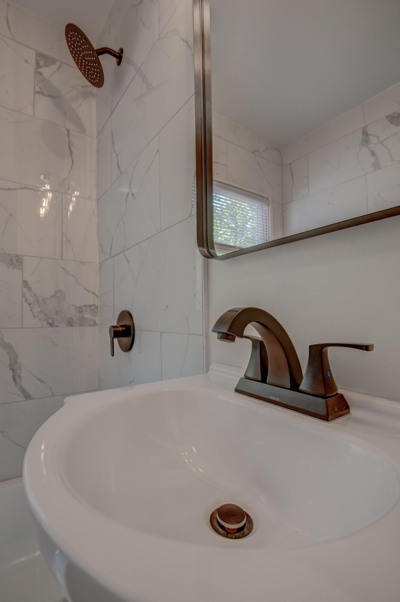 825 E 14th Avenue, Gary, IN 46407; Image #21