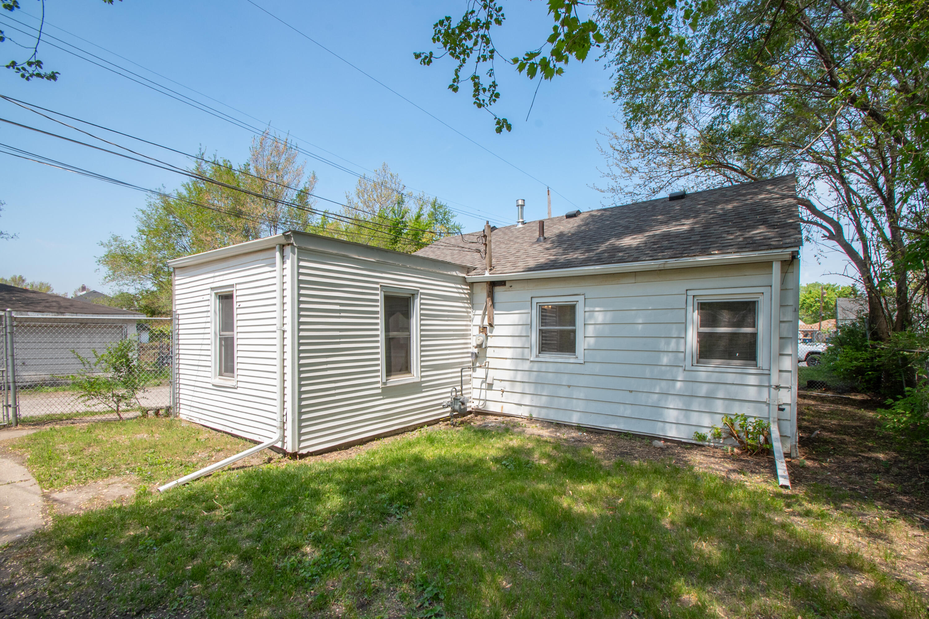 825 E 14th Avenue, Gary, IN 46407; Image #24