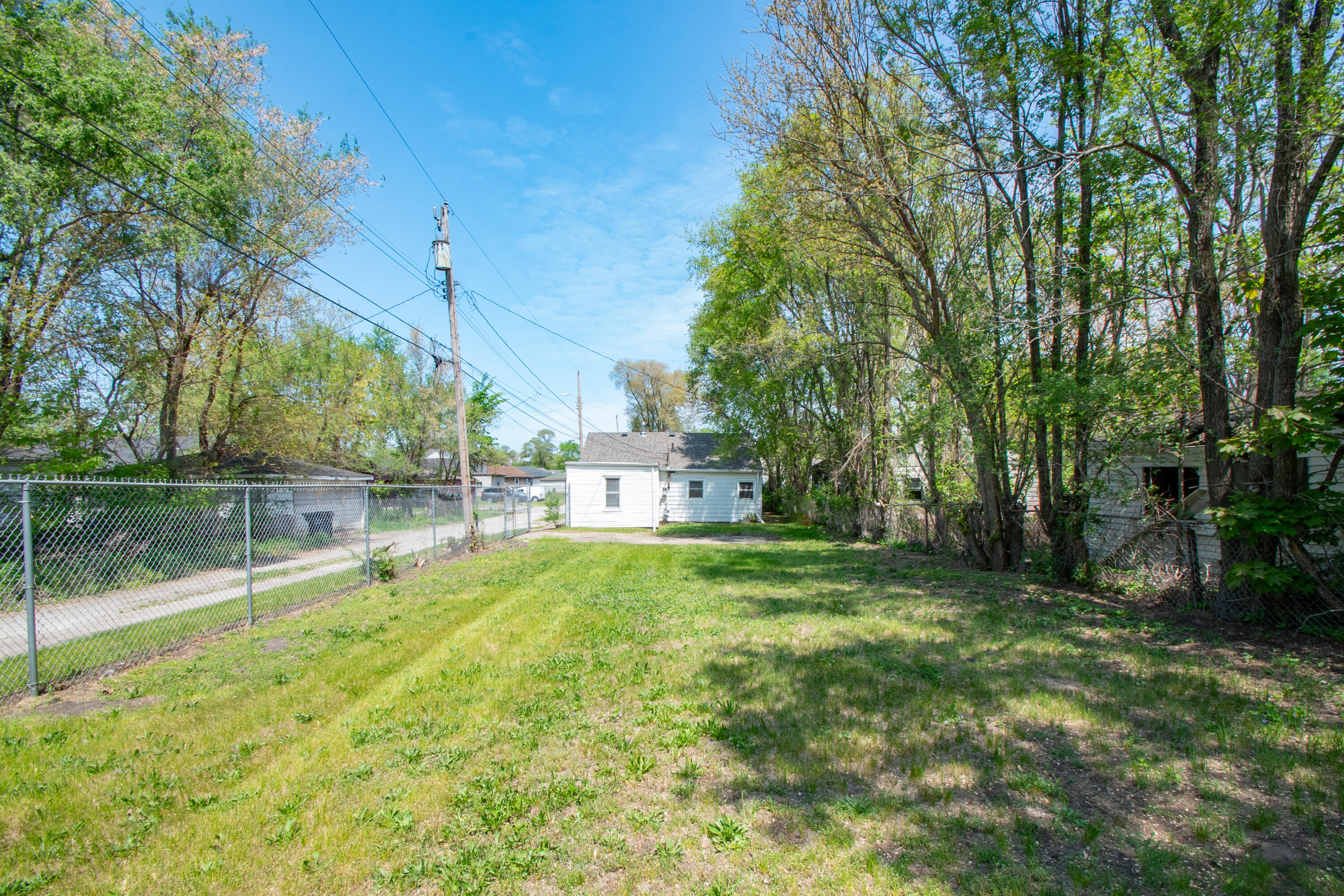 825 E 14th Avenue, Gary, IN 46407; Image #26