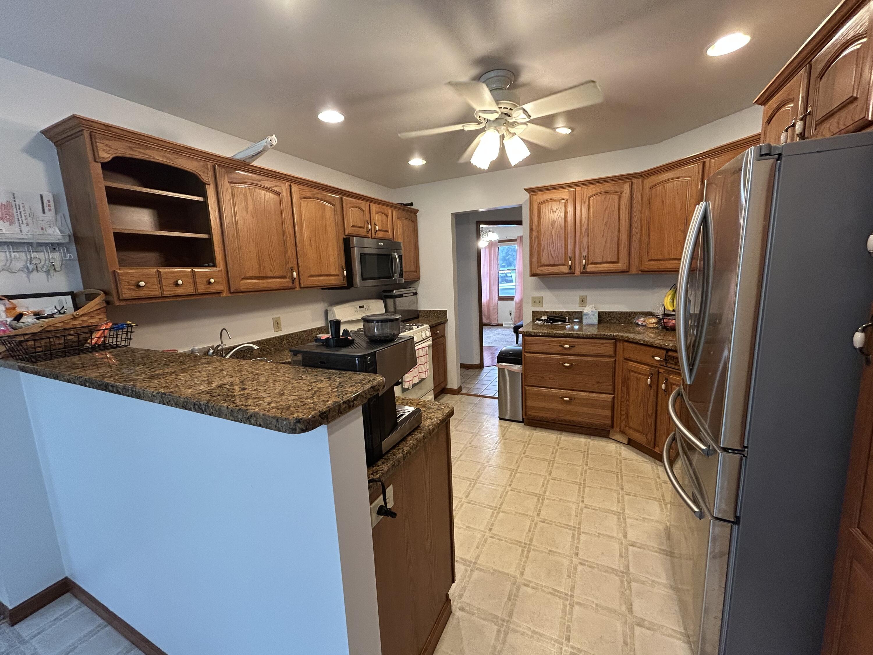 8876 N Lilac Street, DeMotte, IN 46310; Image #10