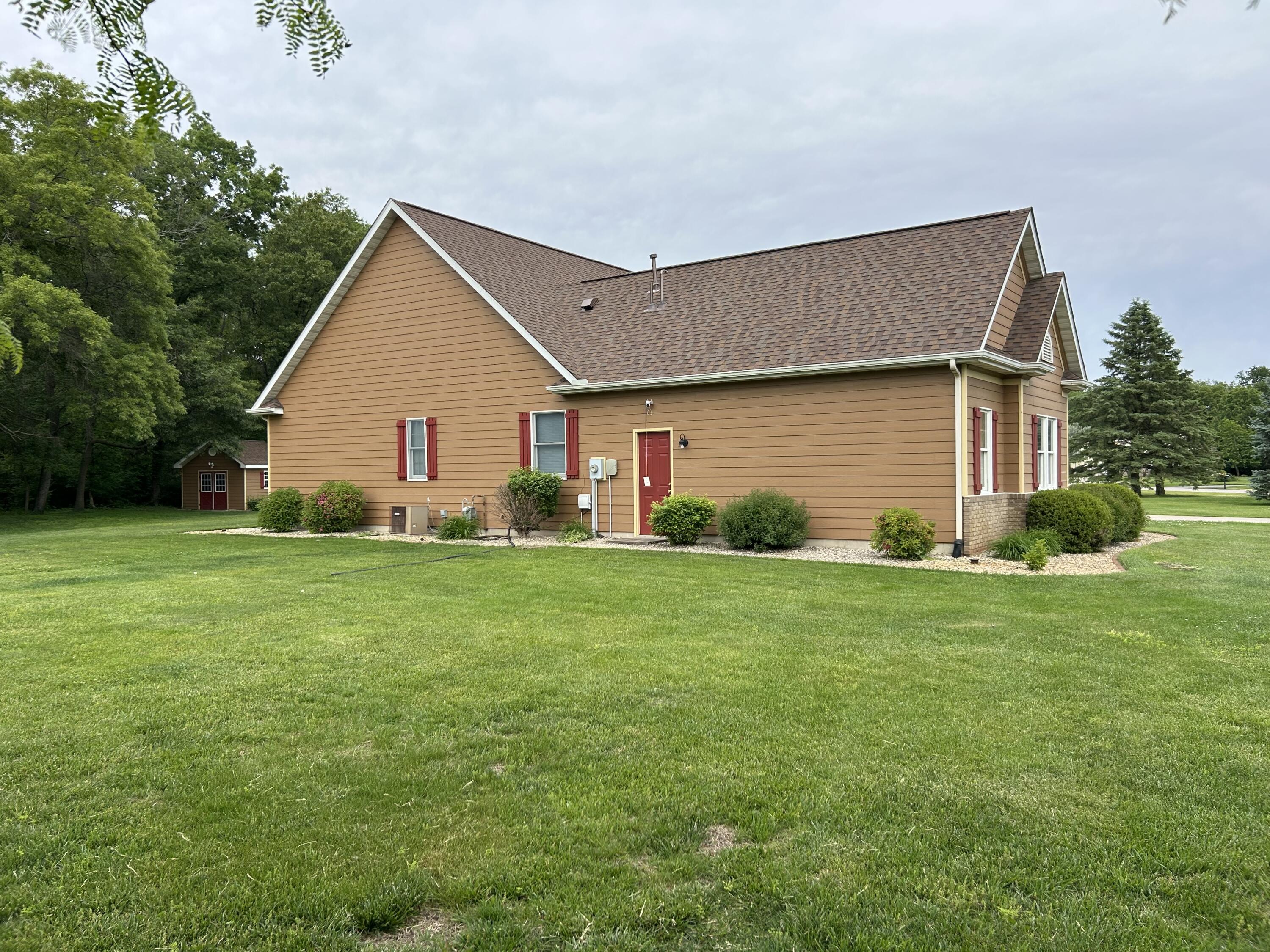 8876 N Lilac Street, DeMotte, IN 46310; Image #3