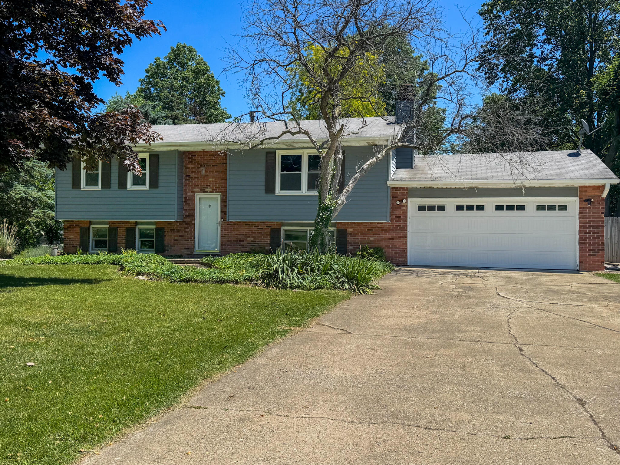 53 Cain Drive, Valparaiso, IN 46383; Image #1
