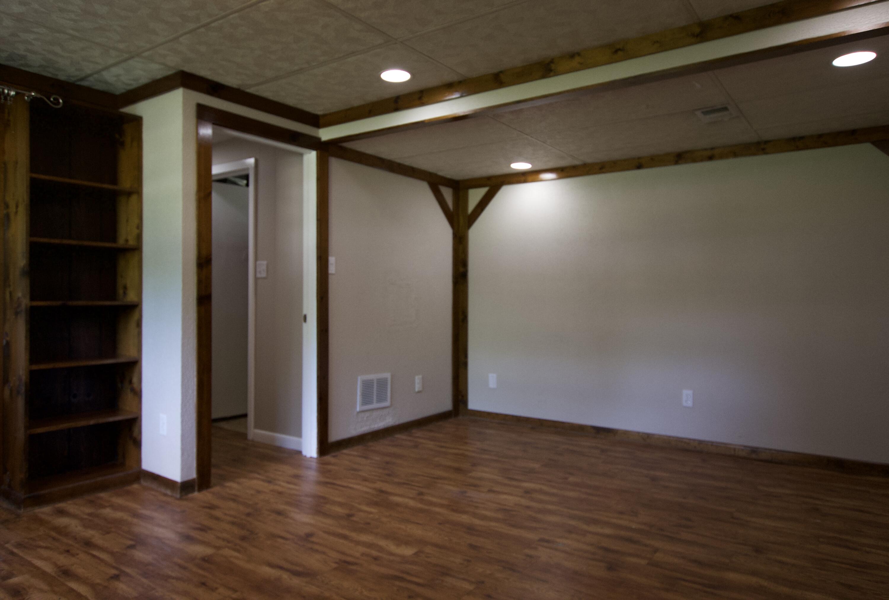 53 Cain Drive, Valparaiso, IN 46383; Image #18
