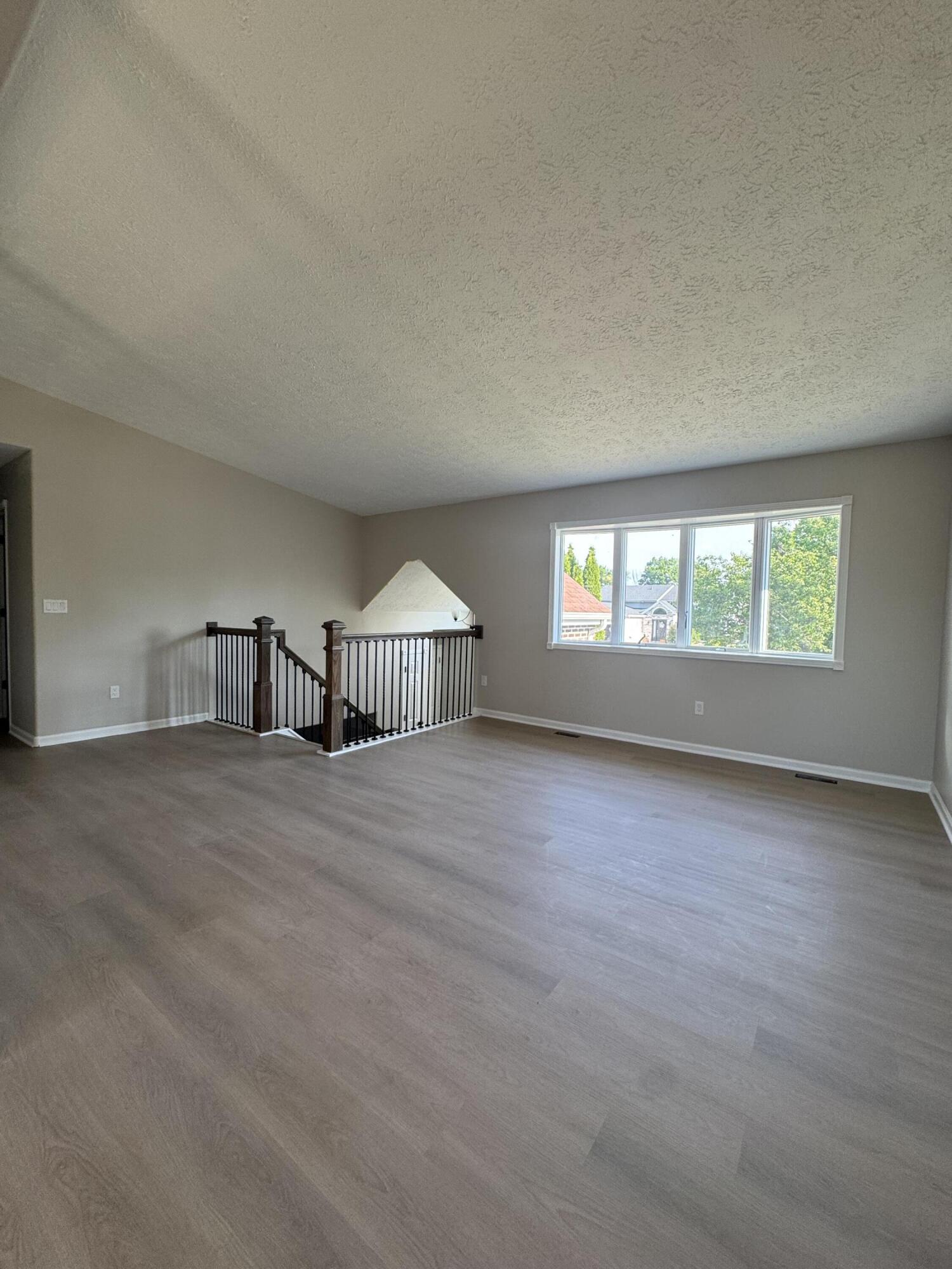 7396 Kestrel Street, Hobart, IN 46342; Image #12