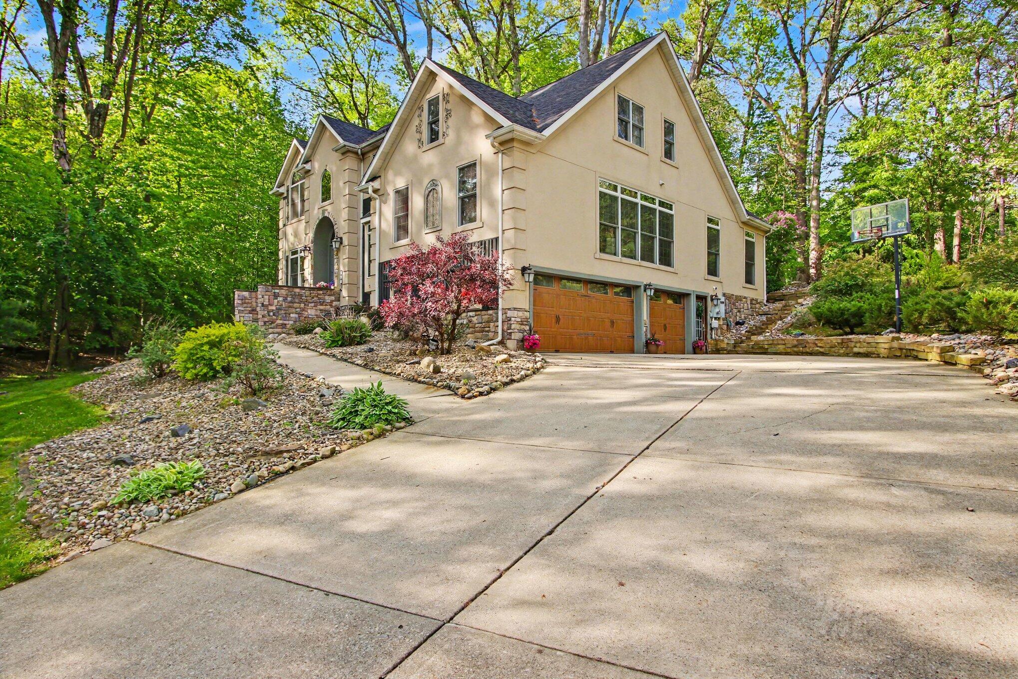 347 E Murray Road, La Porte, IN 46350; Image #2