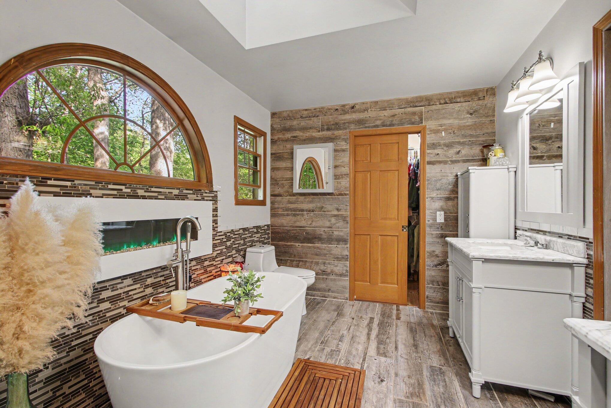 347 E Murray Road, La Porte, IN 46350; Image #31