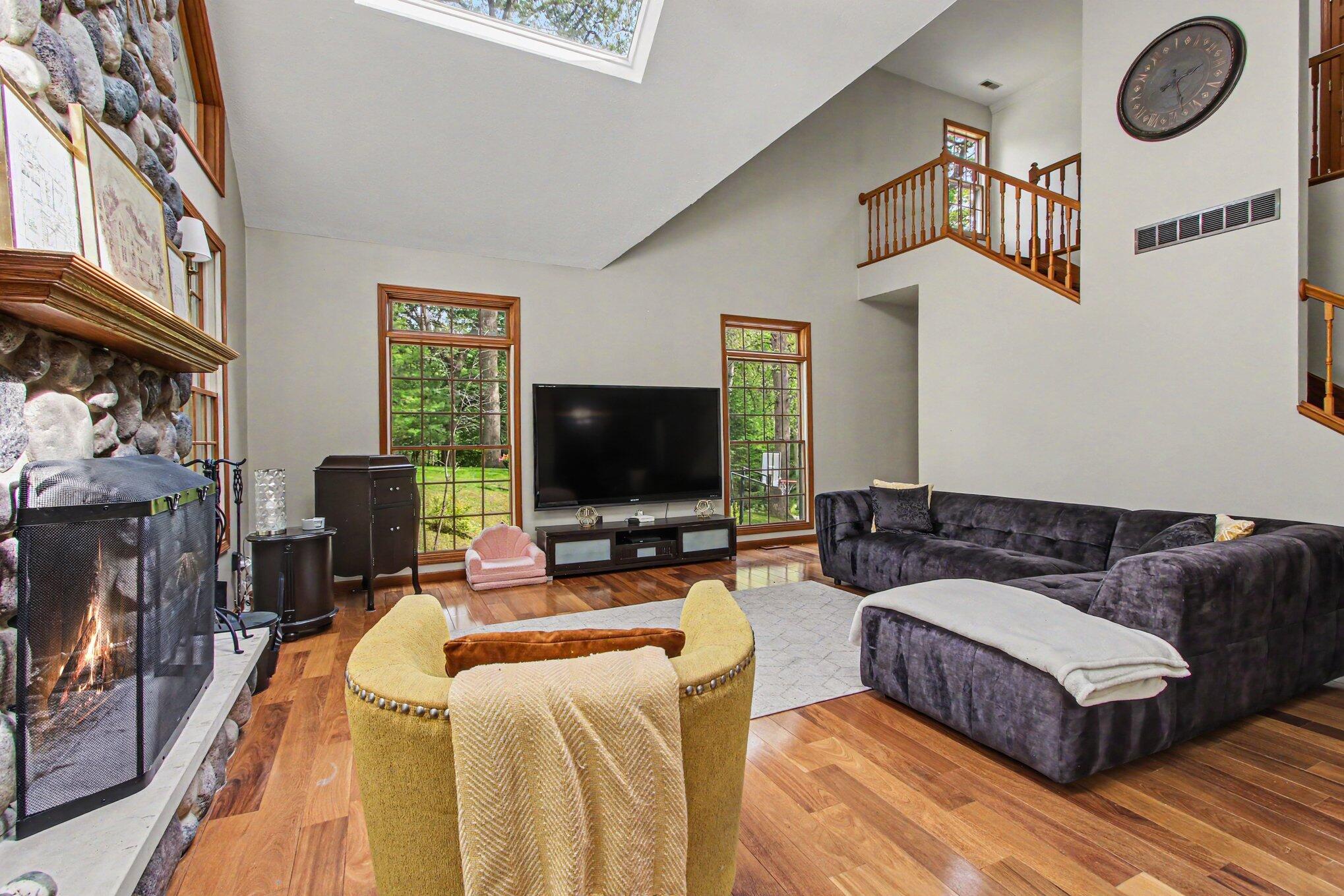 347 E Murray Road, La Porte, IN 46350; Image #8