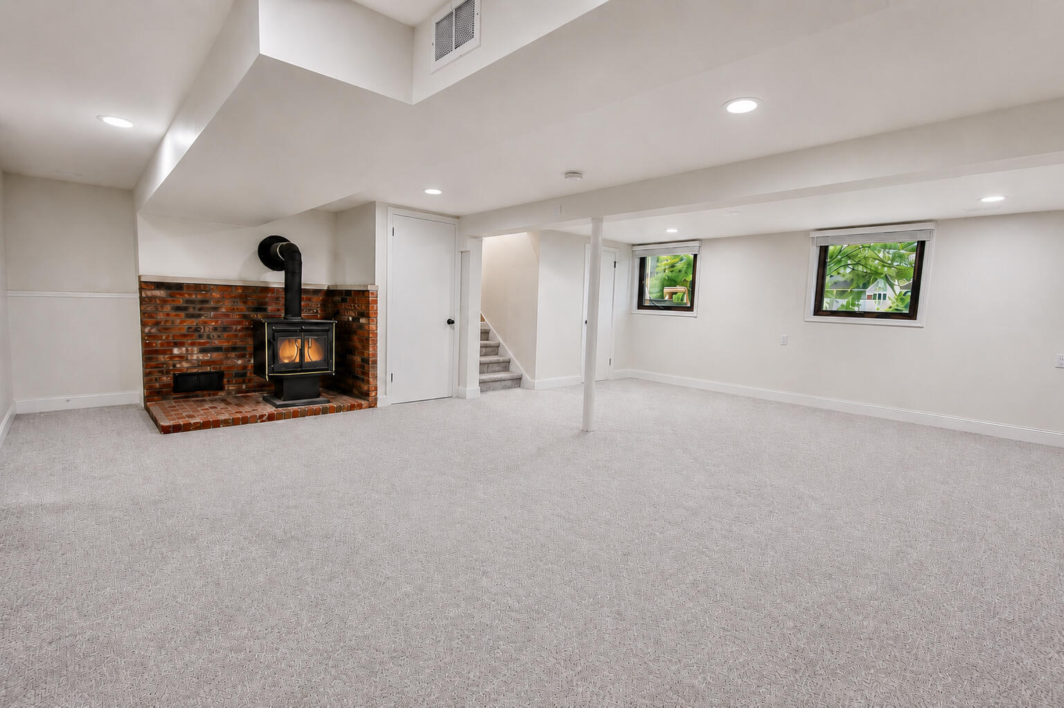 12000 N Oakwood Drive, St. John, IN 46373; Image #20