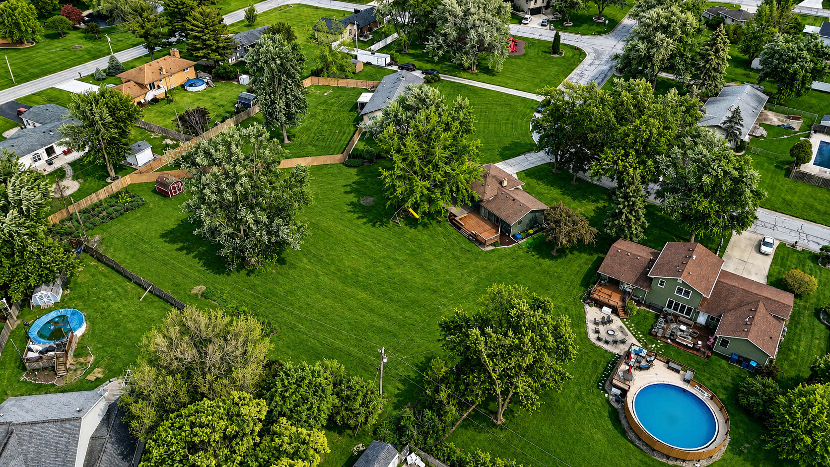 12000 N Oakwood Drive, St. John, IN 46373; Image #27