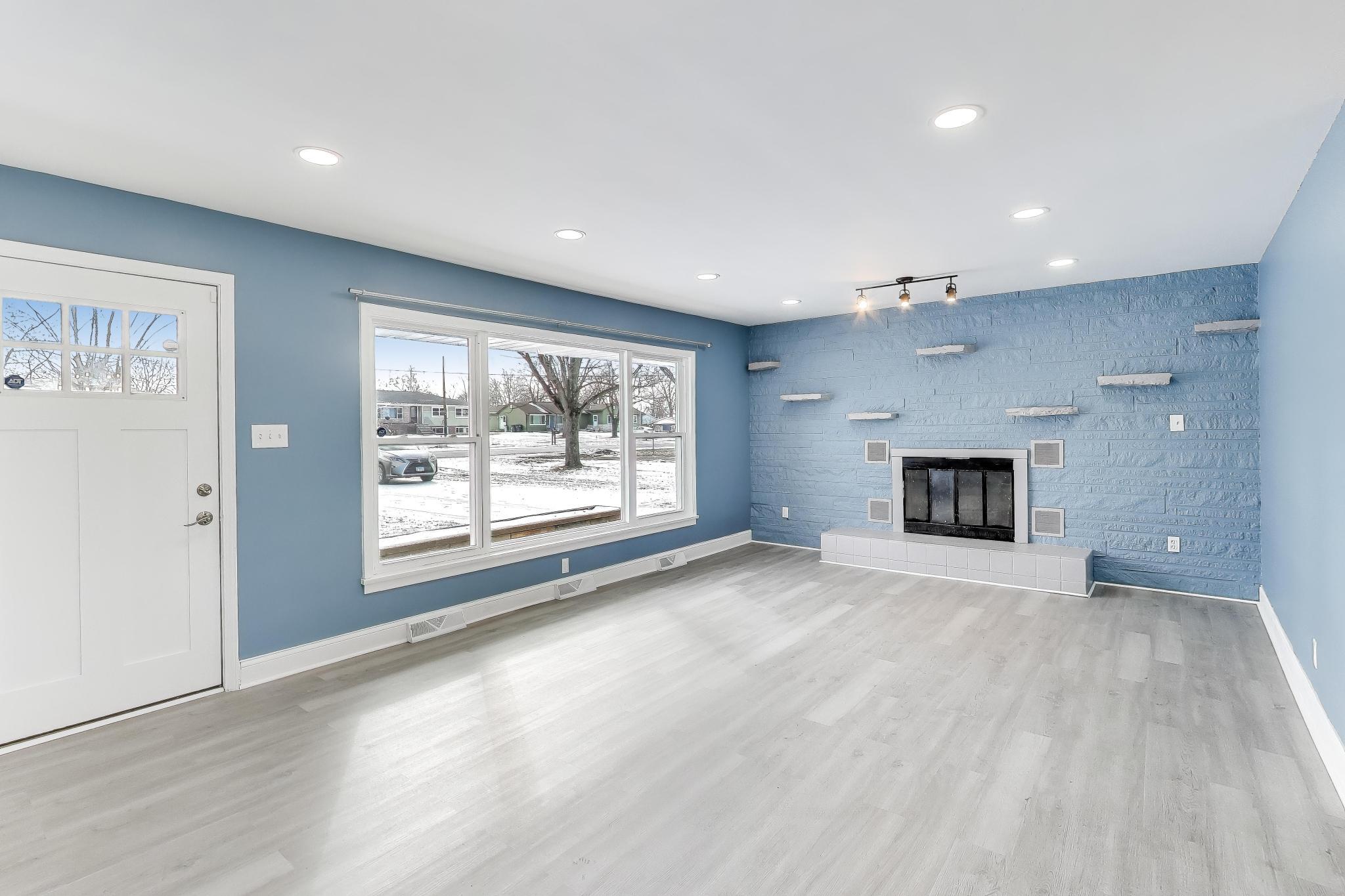 5024 E 73rd Avenue, Merrillville, IN 46410; Image #2