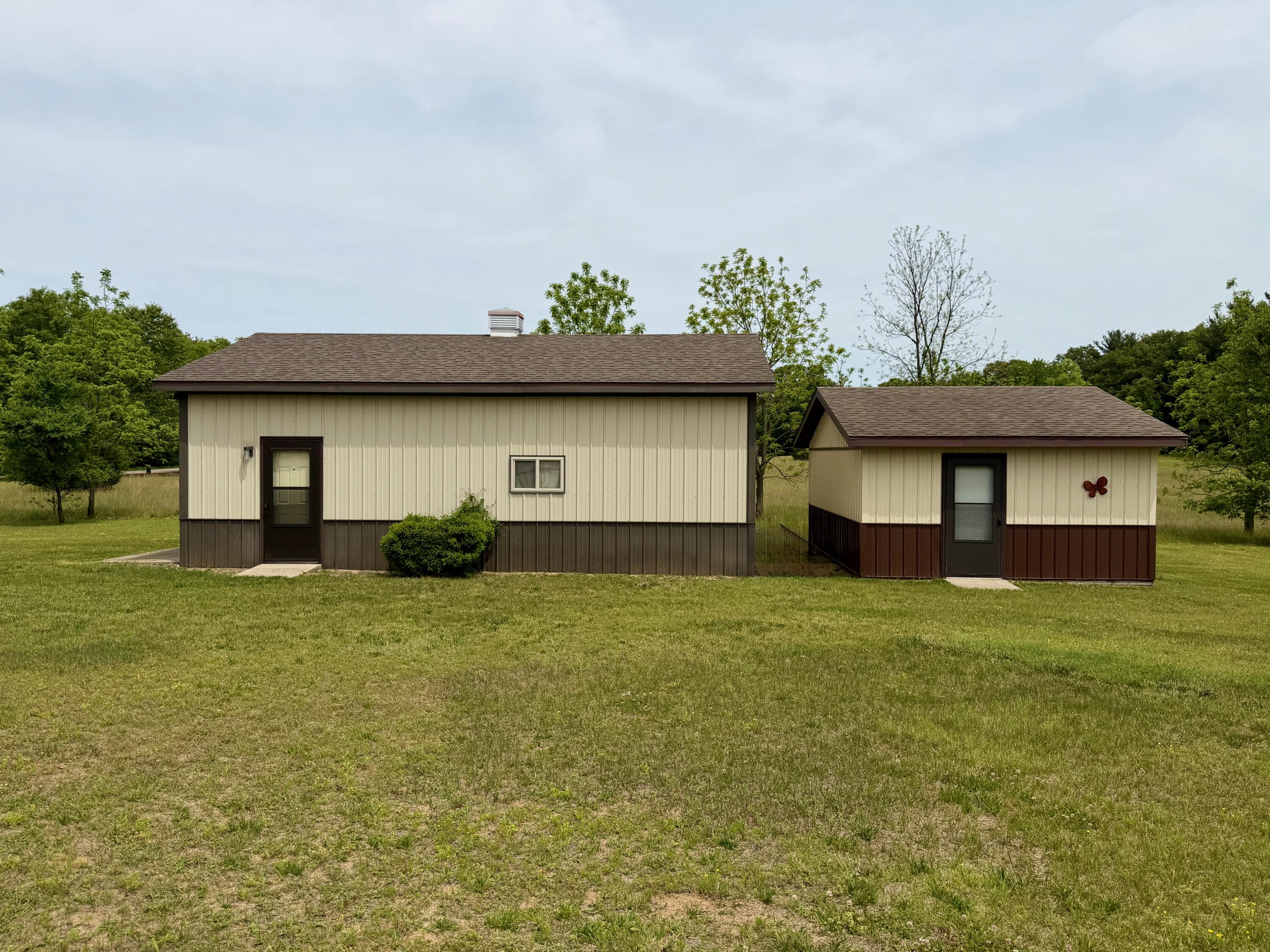 1960 S Fernwood Drive, Knox, IN 46534; Image #32