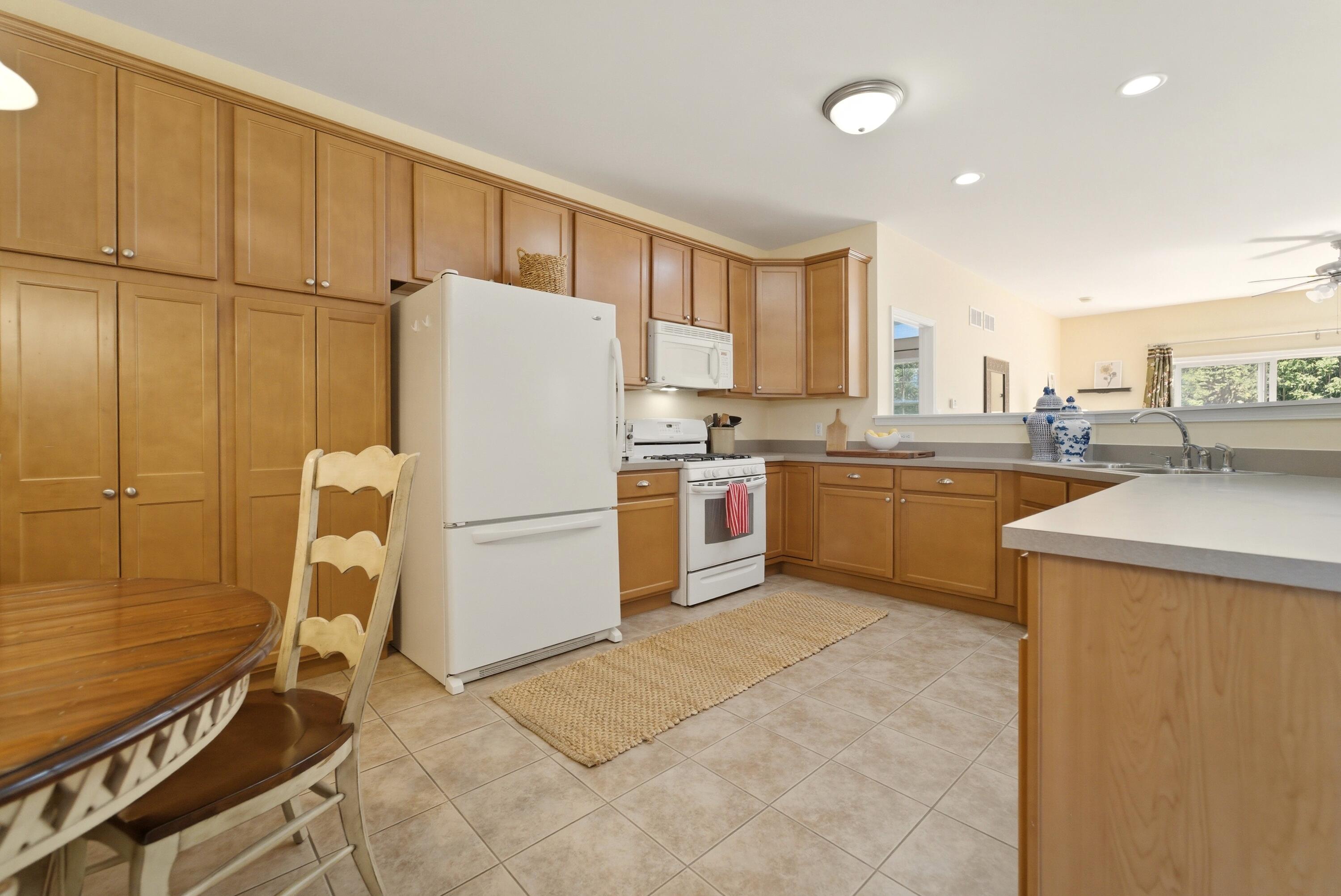 8745 Forest Glen Court, St. John, IN 46373; Image #11