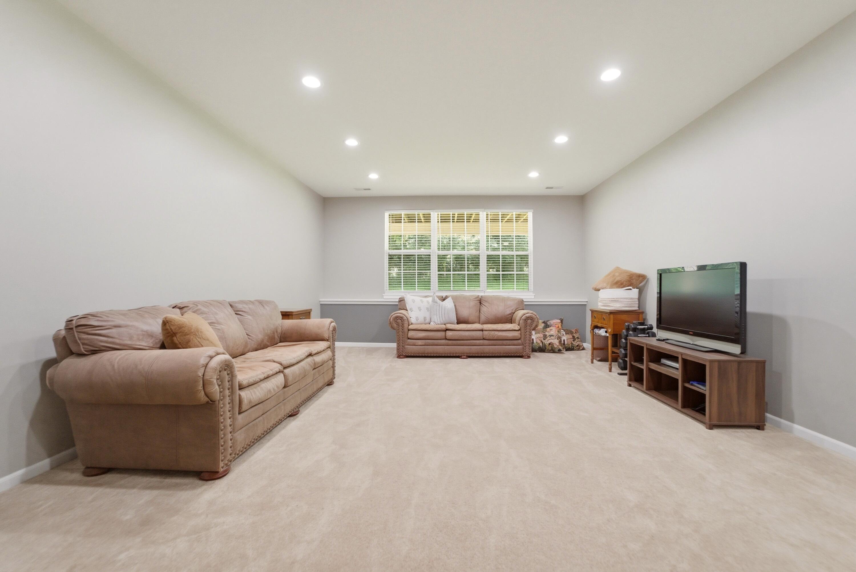 8745 Forest Glen Court, St. John, IN 46373; Image #19