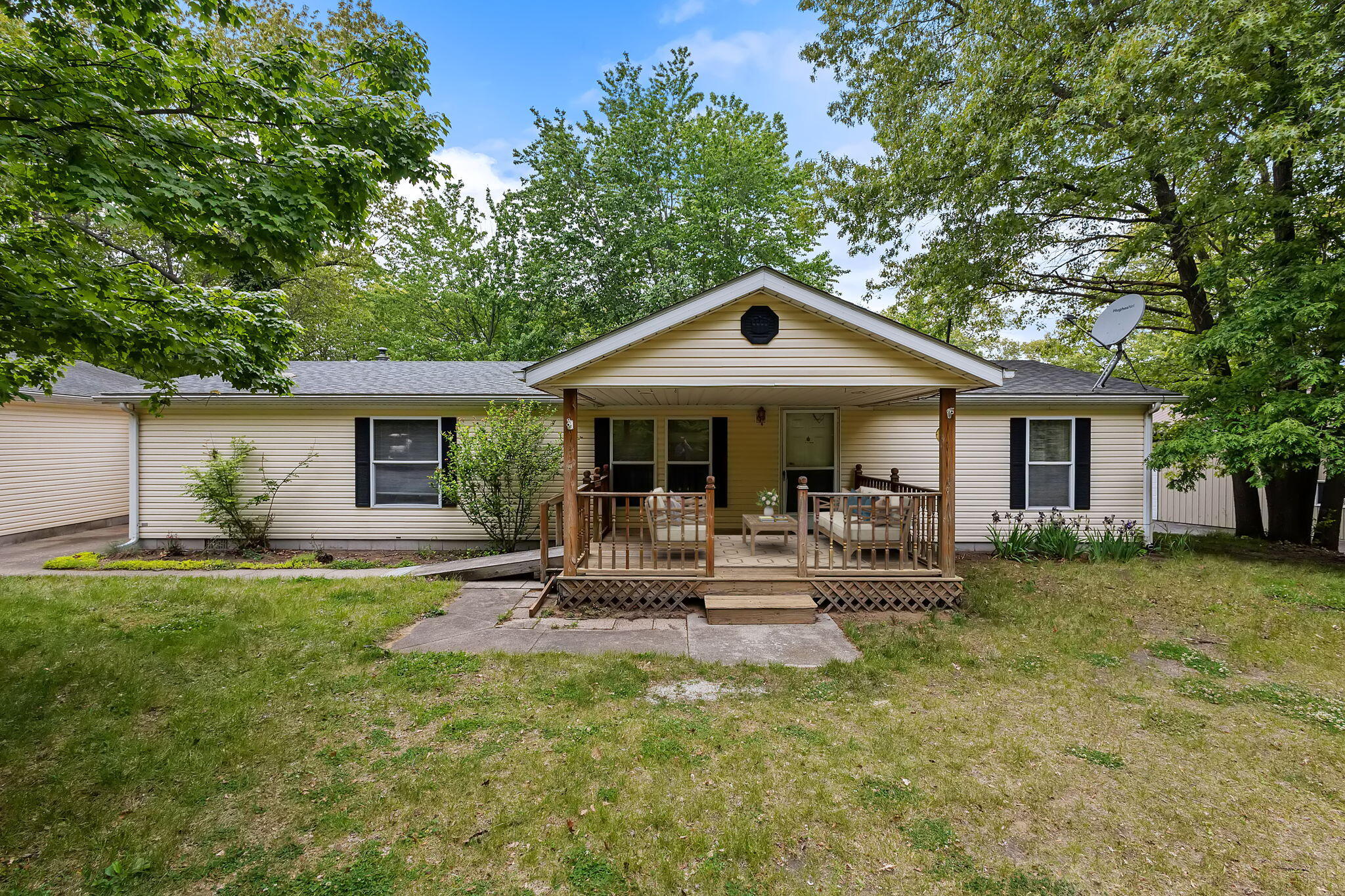 1282 E 950 N, Wheatfield, IN 46392; Image #1