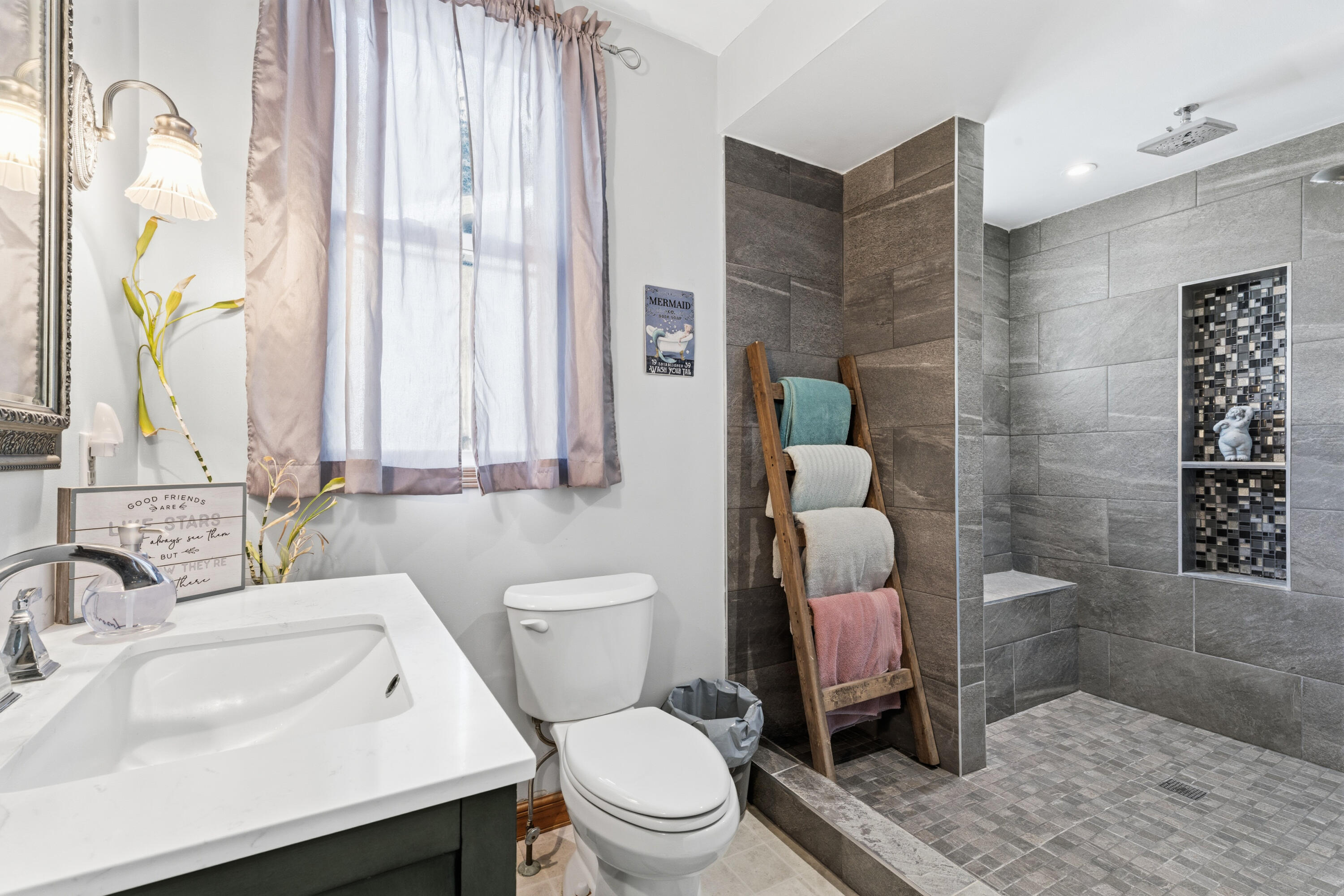 1122 Devonshire Street, Hobart, IN 46342; Image #13
