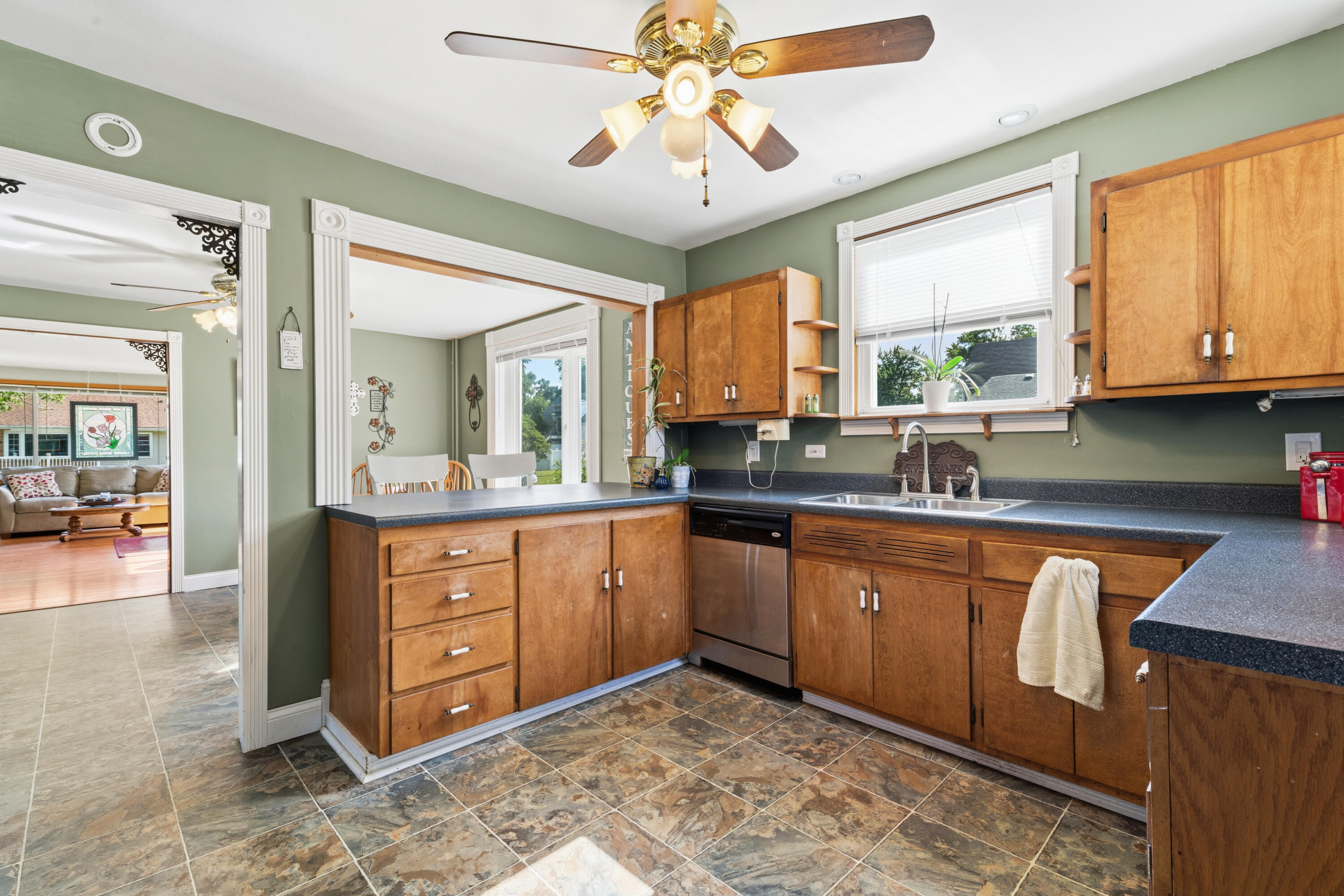 1122 Devonshire Street, Hobart, IN 46342; Image #8
