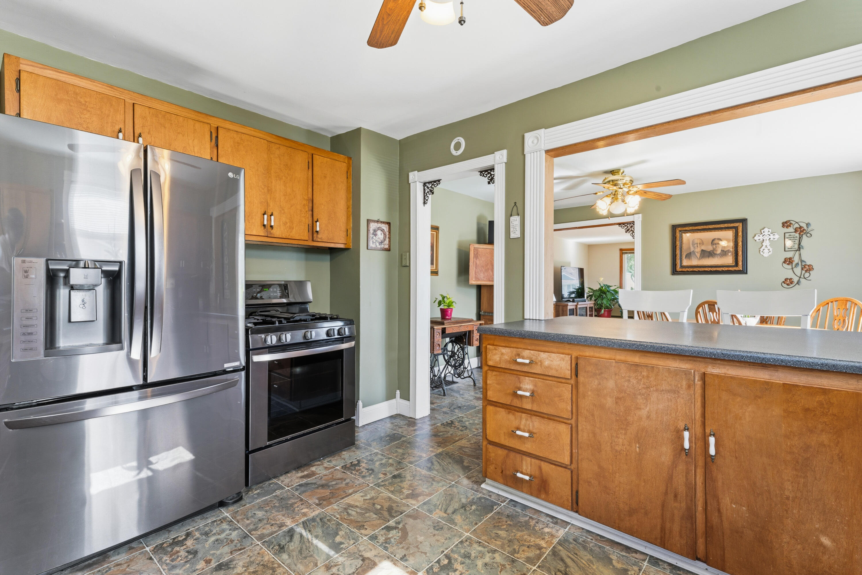 1122 Devonshire Street, Hobart, IN 46342; Image #9