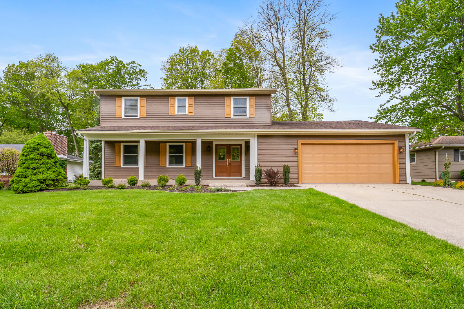 203 Mayfield Avenue, Valparaiso, IN 46383; Image #2