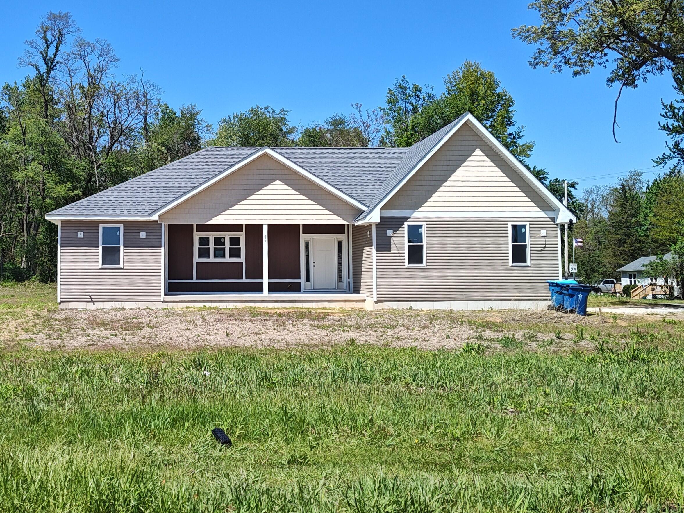 809 E Culver Road, Knox, IN 46534; Image #2