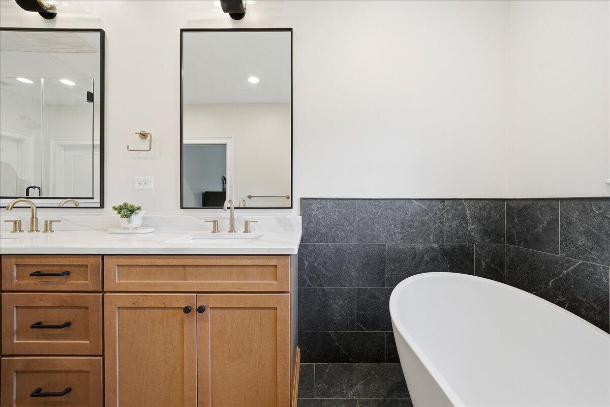 502 Stoney Ridge Court, Valparaiso, IN 46385; Image #29