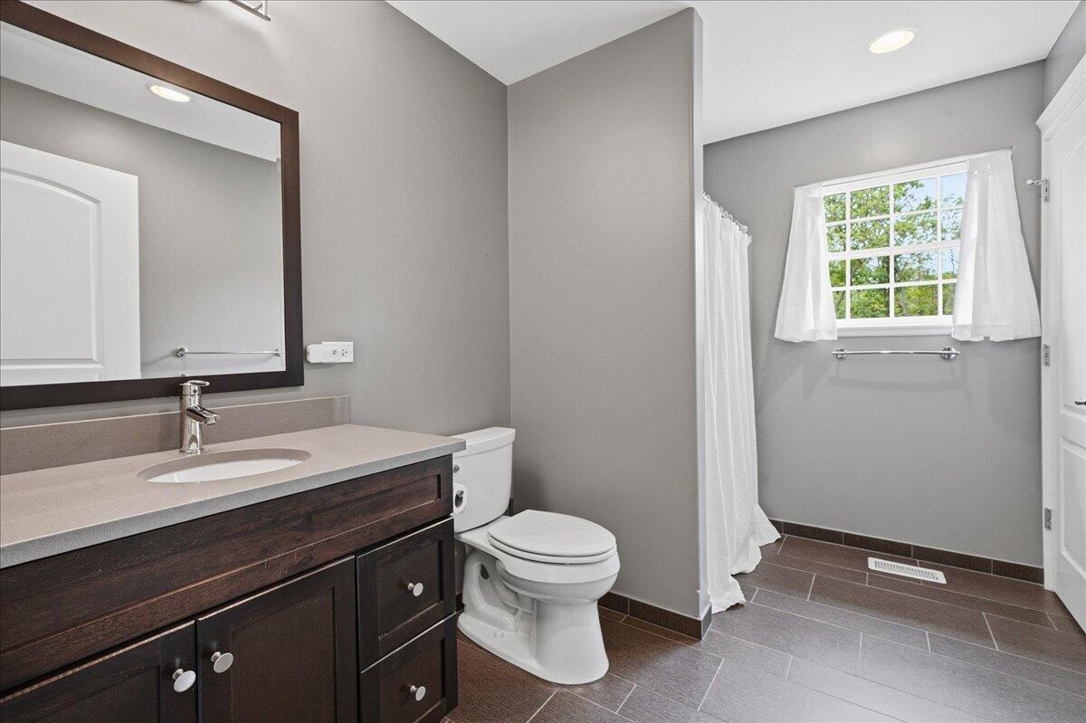 502 Stoney Ridge Court, Valparaiso, IN 46385; Image #39