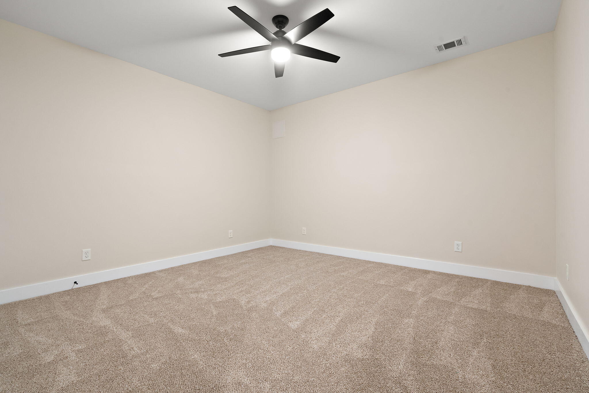 10186 Rustic Drive, DeMotte, IN 46310; Image #44