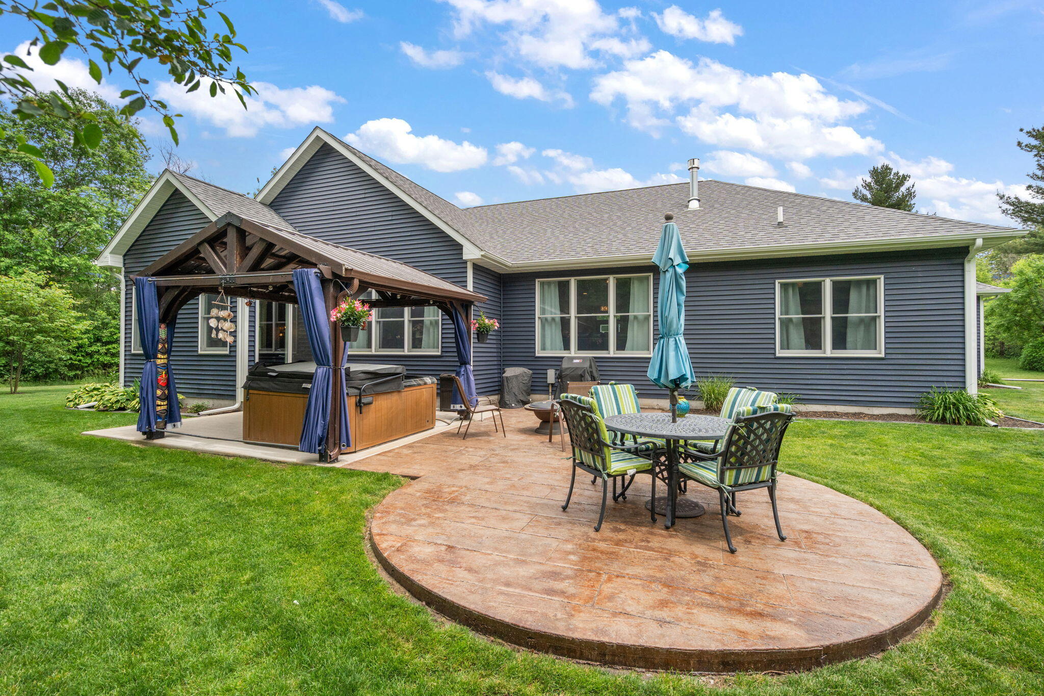 10186 Rustic Drive, DeMotte, IN 46310; Image #50
